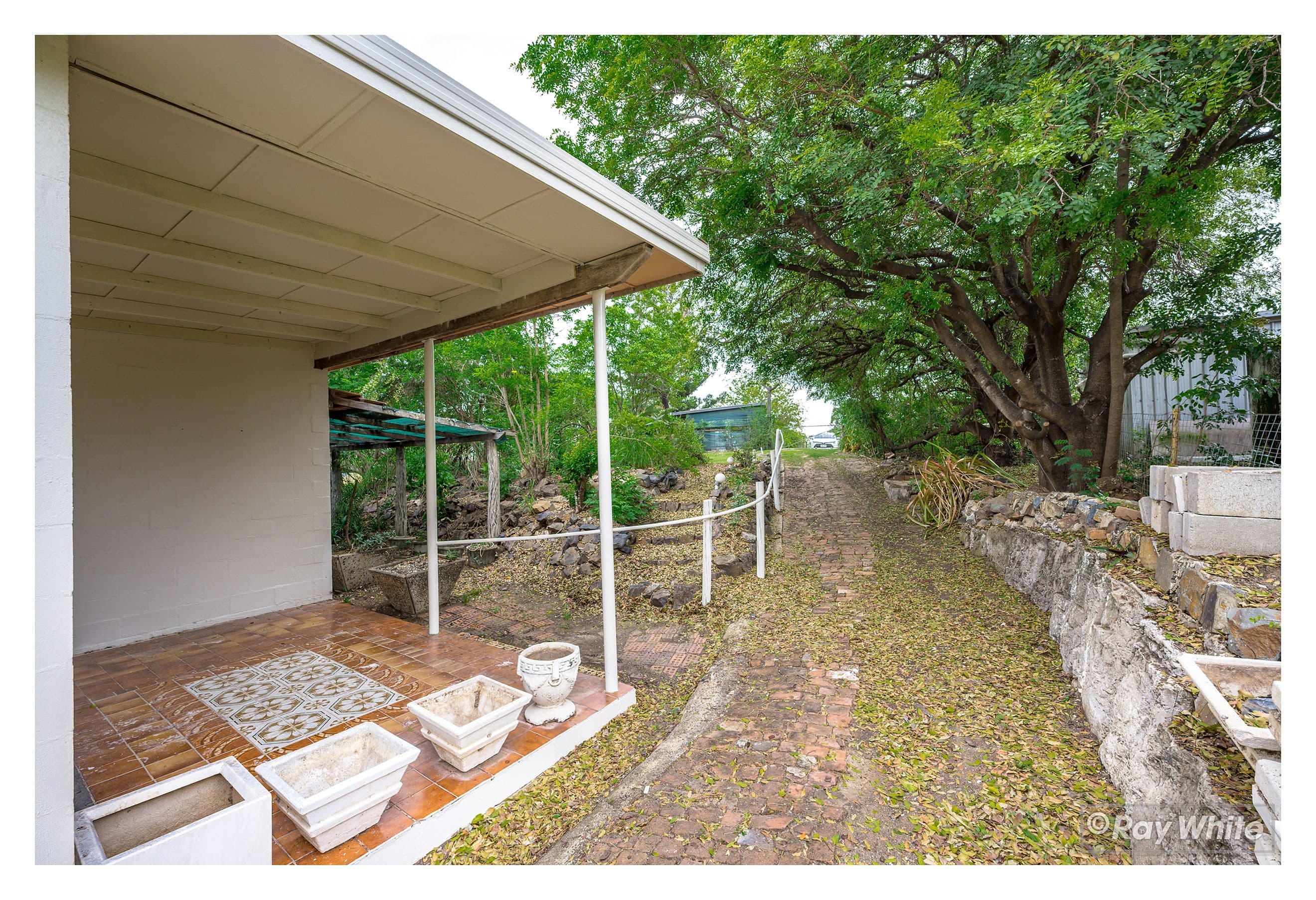 35 Edith Street, Port Curtis QLD 4700, Port Curtis - Thumbnail 2