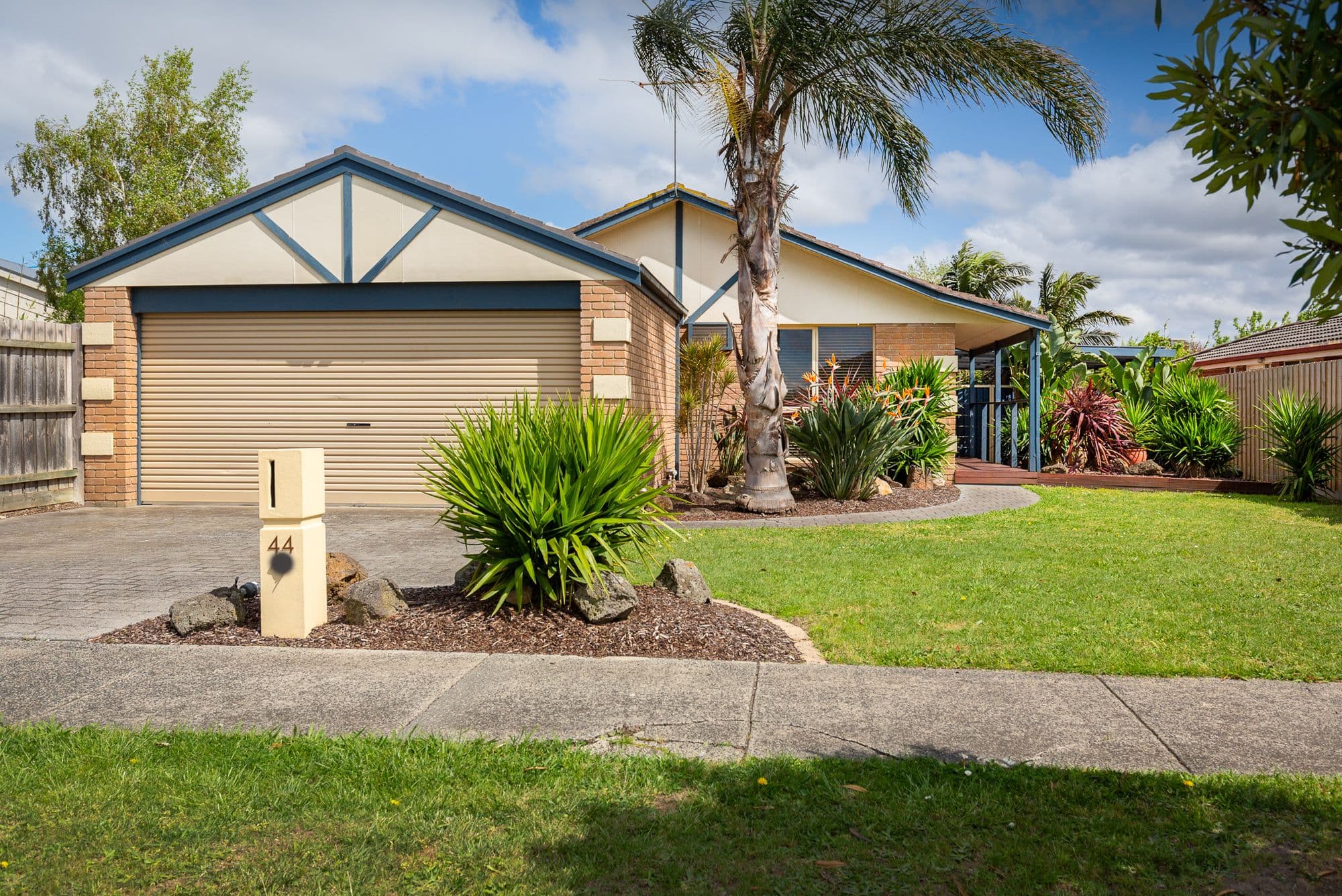 44 St Boswells Avenue, Berwick VIC 3806, Berwick - Thumbnail 2