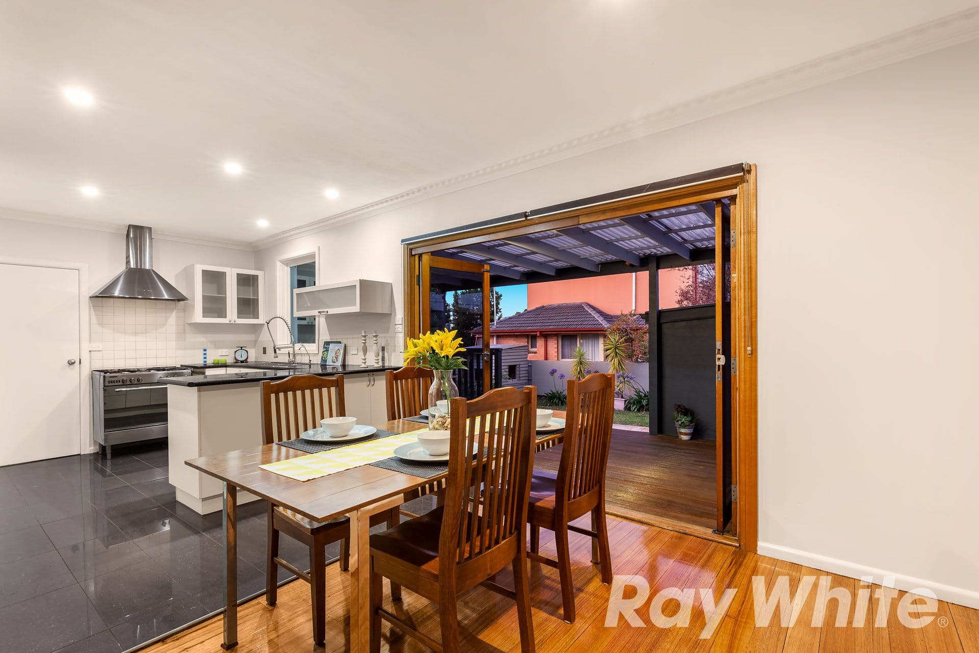 73 Hawthorn Road, Forest Hill VIC 3131, Forest Hill - Thumbnail 2