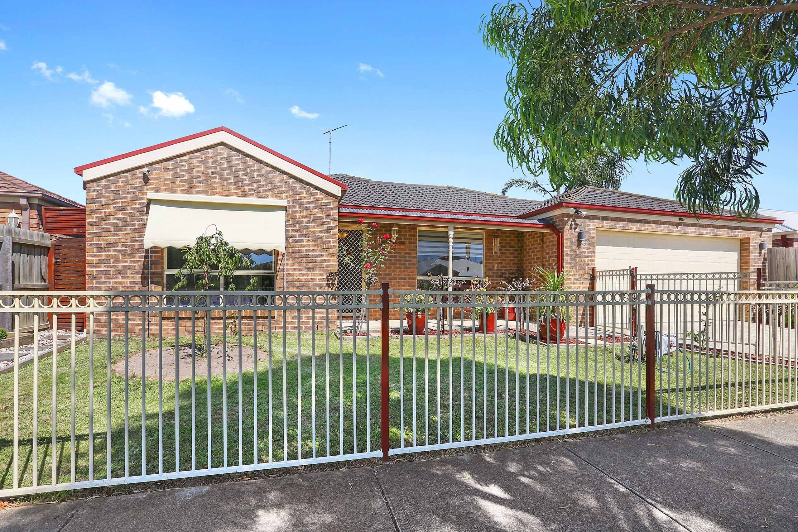 15 Carstairs Close, Grovedale VIC 3216, Grovedale - Image 1
