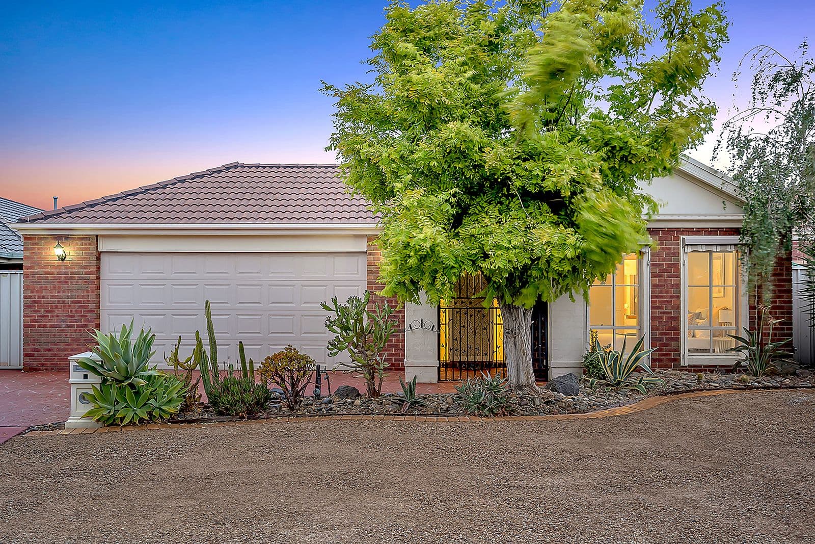 4 Elmwood Place, Craigieburn VIC 3064, Craigieburn - Image 1