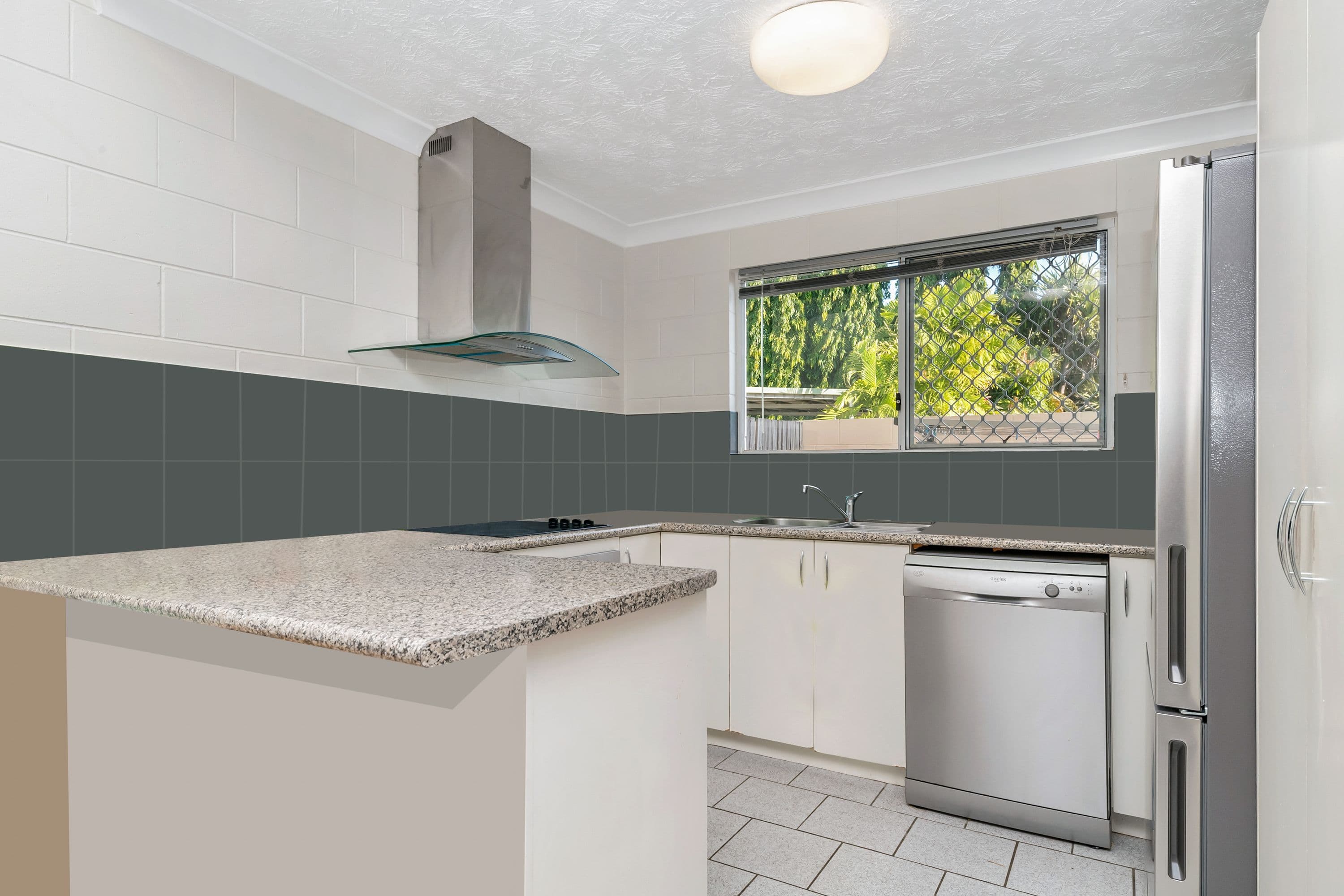 46 Grosvenor Street, Pimlico QLD 4812, Pimlico - Thumbnail 3
