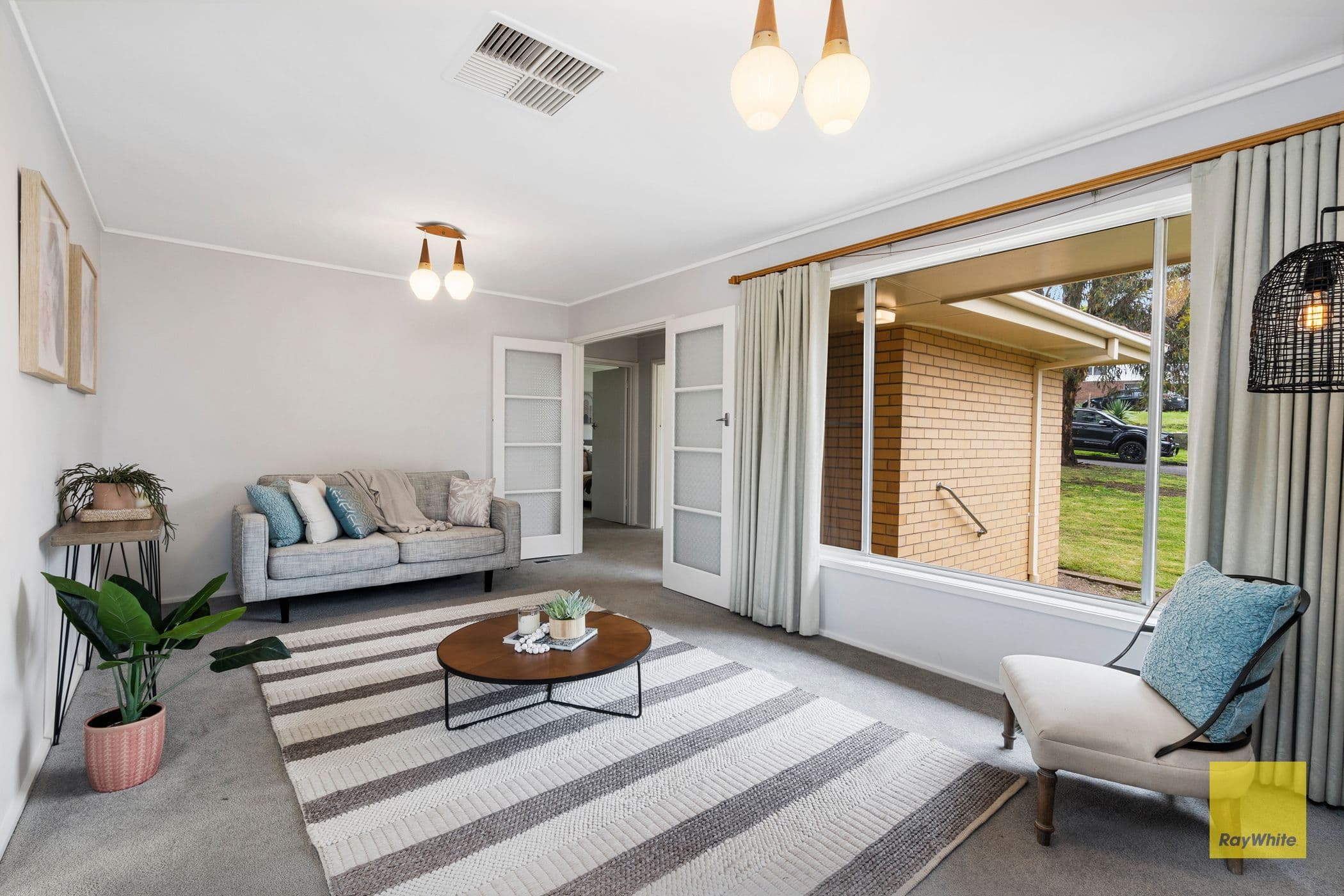 15 Lambhill Crescent, Highton VIC 3216, Highton - Thumbnail 4