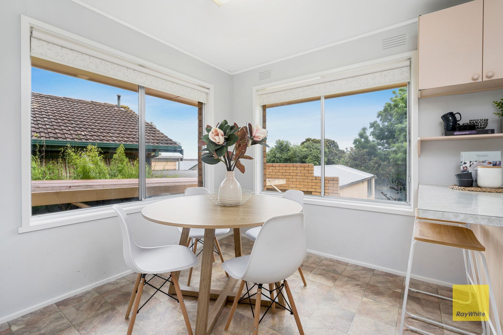 15 Lambhill Crescent, Highton VIC 3216, Highton - Thumbnail 7
