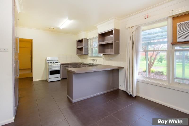 21 Naples Street, MORNINGTON VIC 3931, Mornington - Thumbnail 5