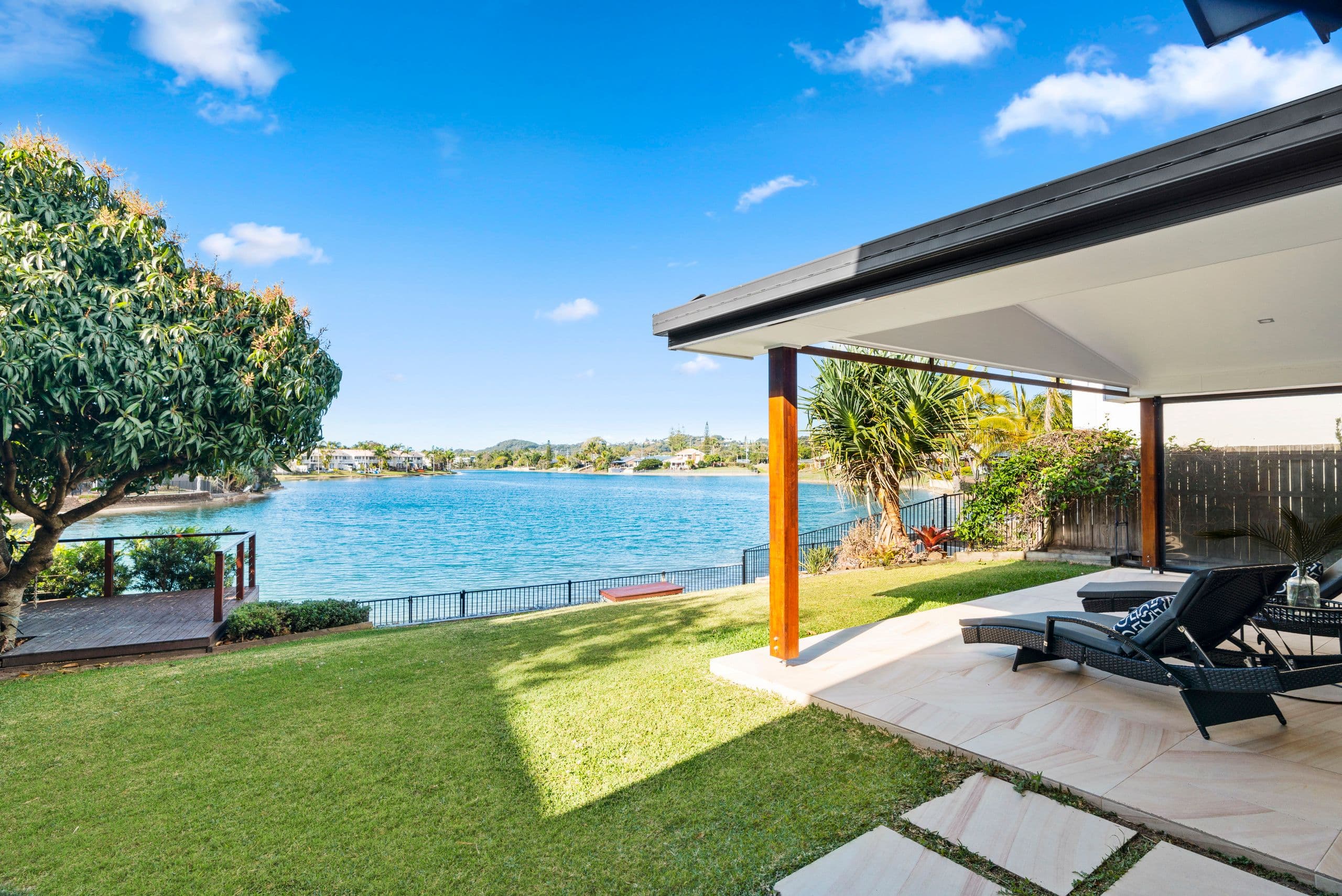 3 Murtha Drive, Elanora QLD 4221, Elanora - Thumbnail 2