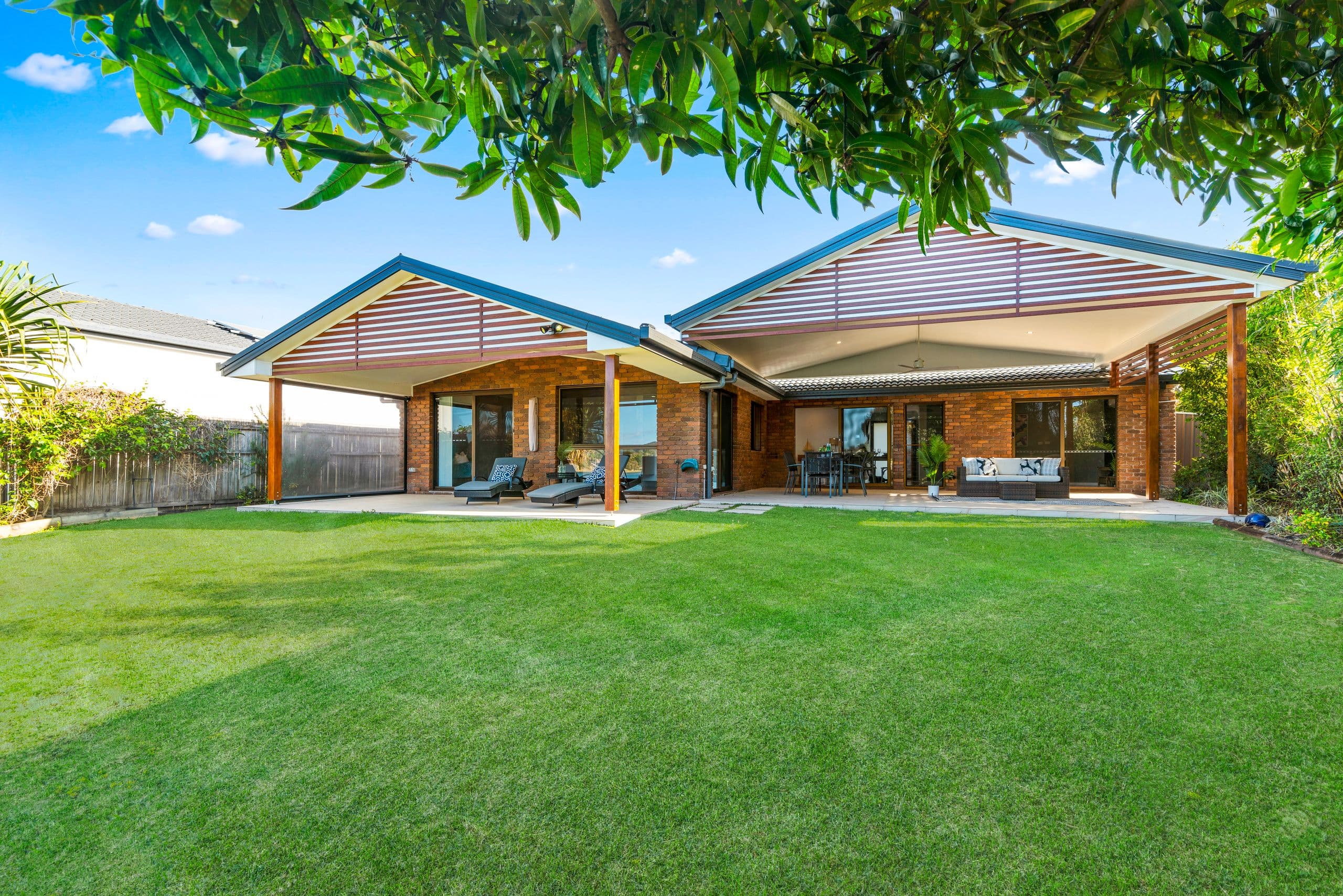 3 Murtha Drive, Elanora QLD 4221, Elanora - Thumbnail 5