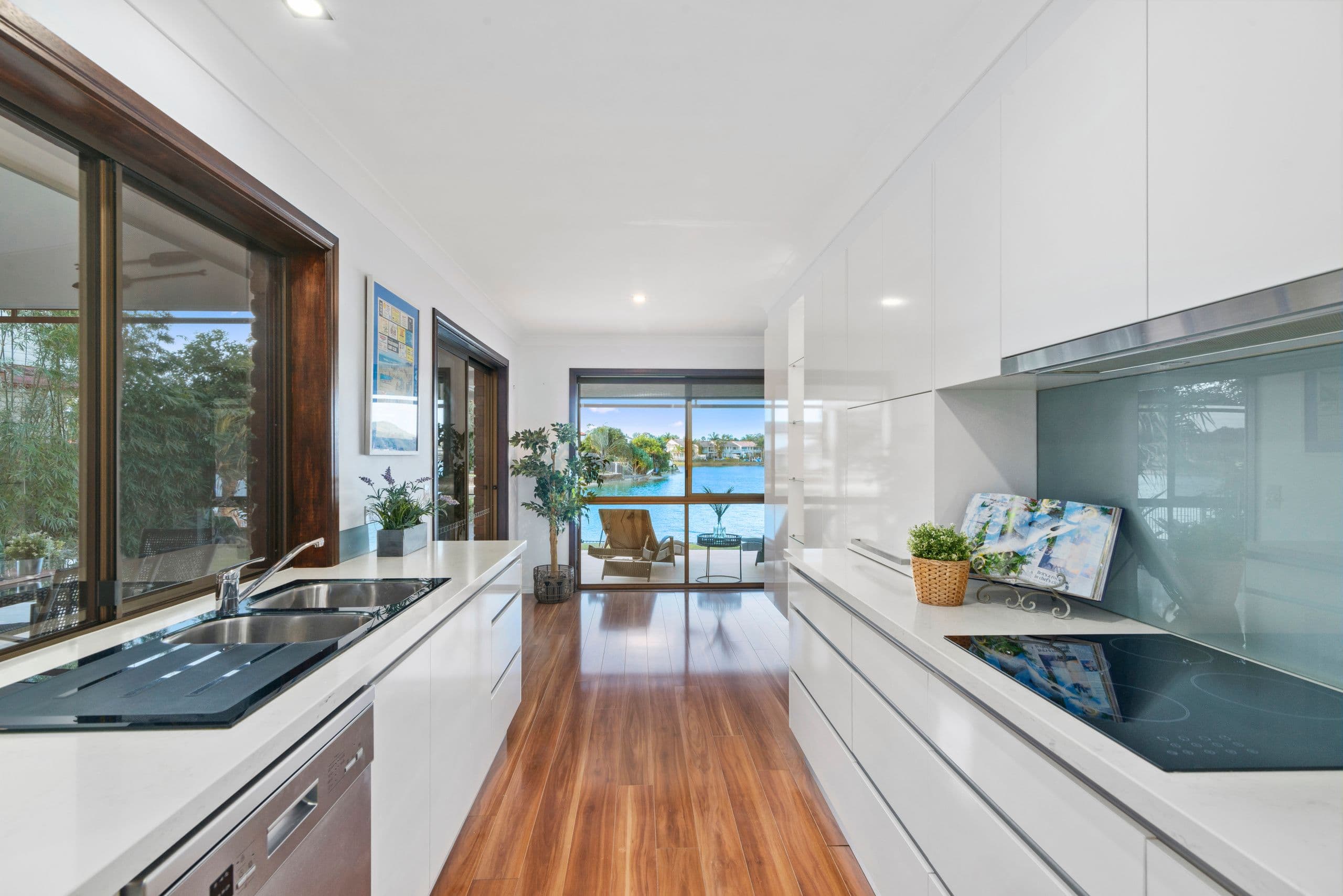 3 Murtha Drive, Elanora QLD 4221, Elanora - Thumbnail 8