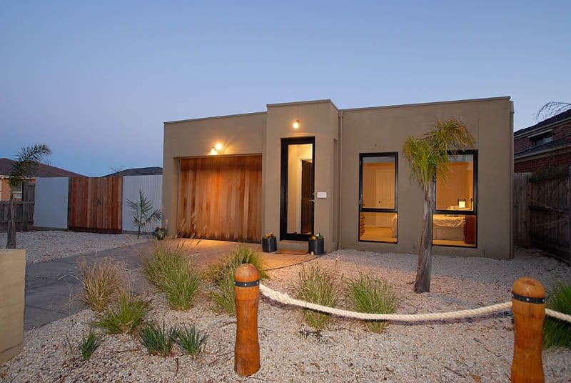10 Black Knight Street, MORDIALLOC VIC 3195, Mordialloc - Image 1