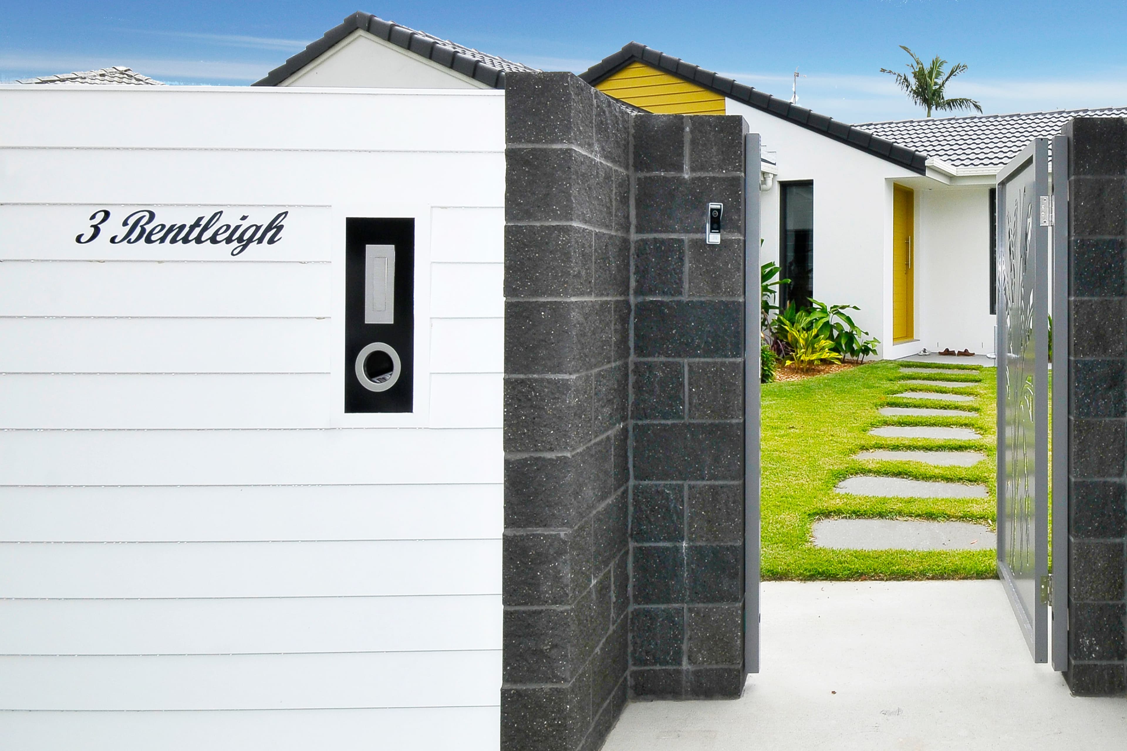 3 Bentleigh Court, Robina QLD 4226, Robina - Thumbnail 2