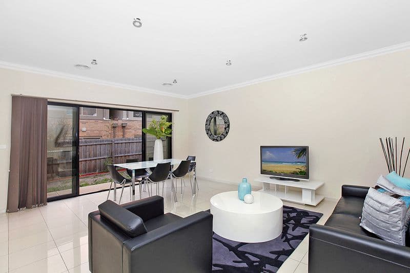 7 Old Plenty Road, SOUTH MORANG VIC 3752, South Morang - Thumbnail 8