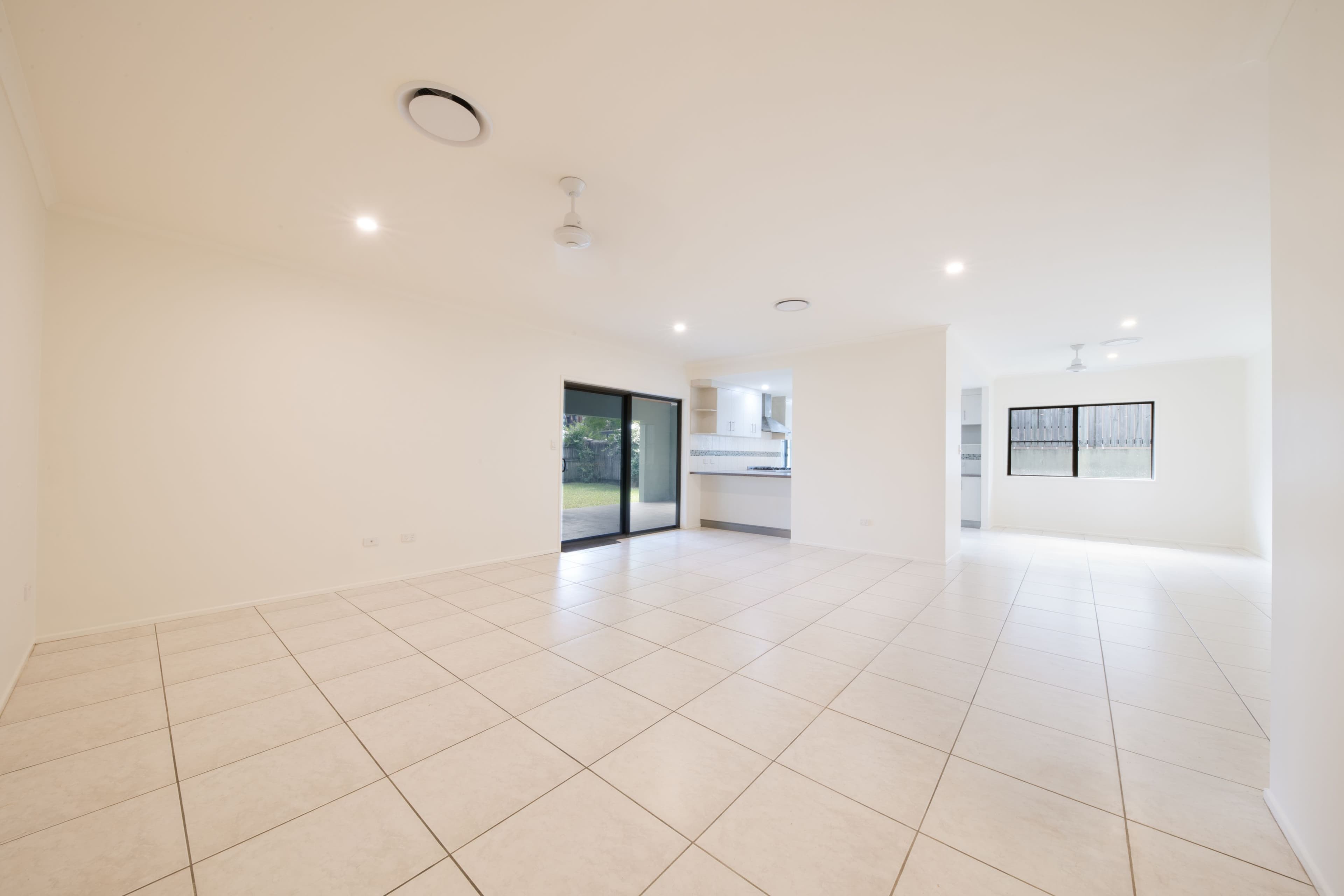 11 Ryben Court, Cannonvale QLD 4802, Cannonvale - Thumbnail 4