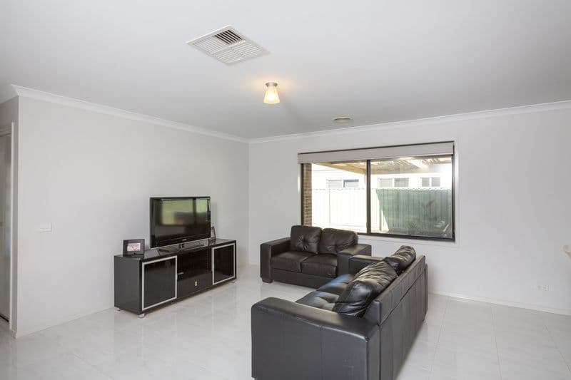 4 Aurora Place, Epsom VIC 3551, Epsom - Thumbnail 3