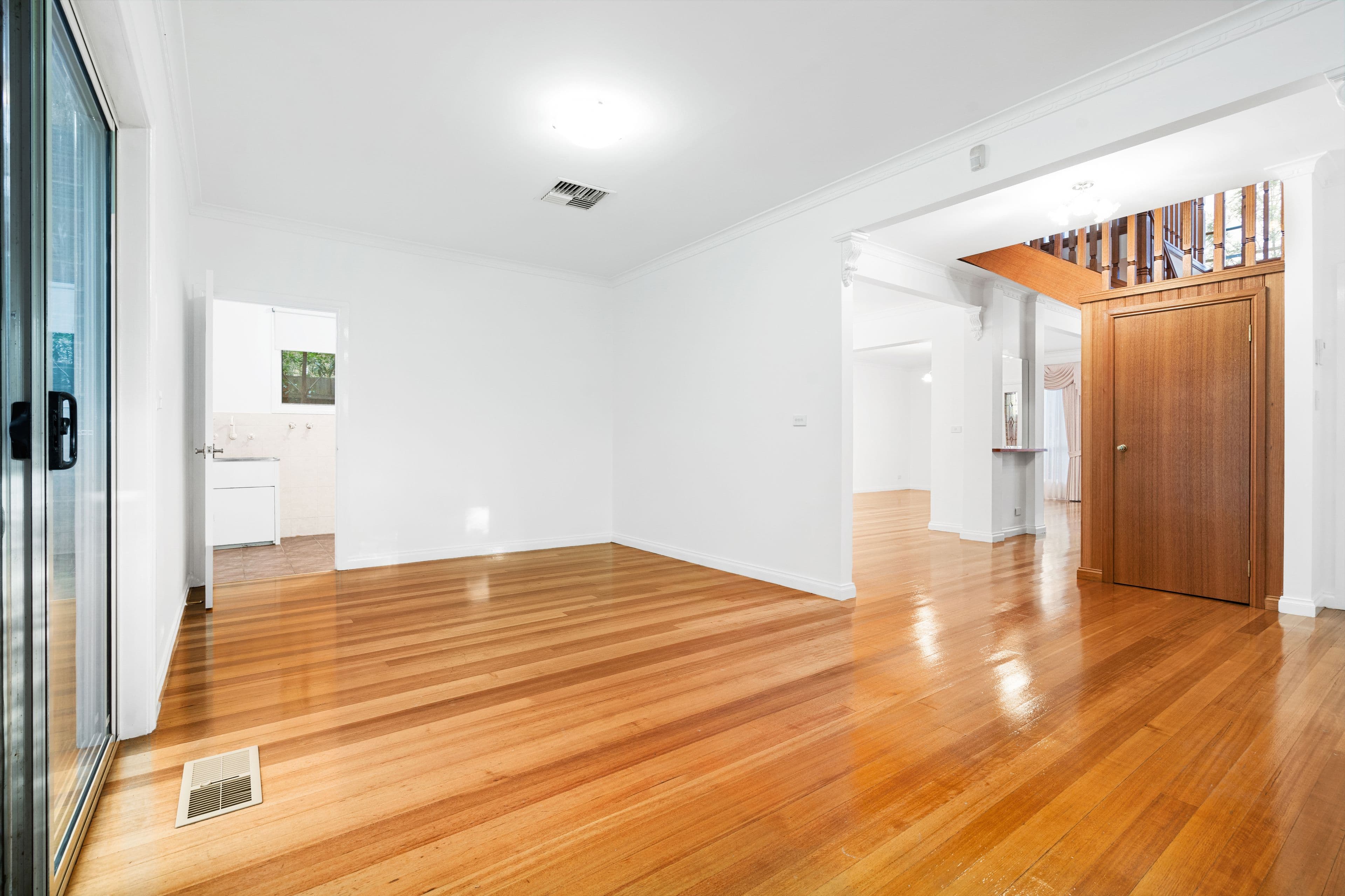 21 Tallow Wood Drive, Greensborough VIC 3088, Greensborough - Thumbnail 4
