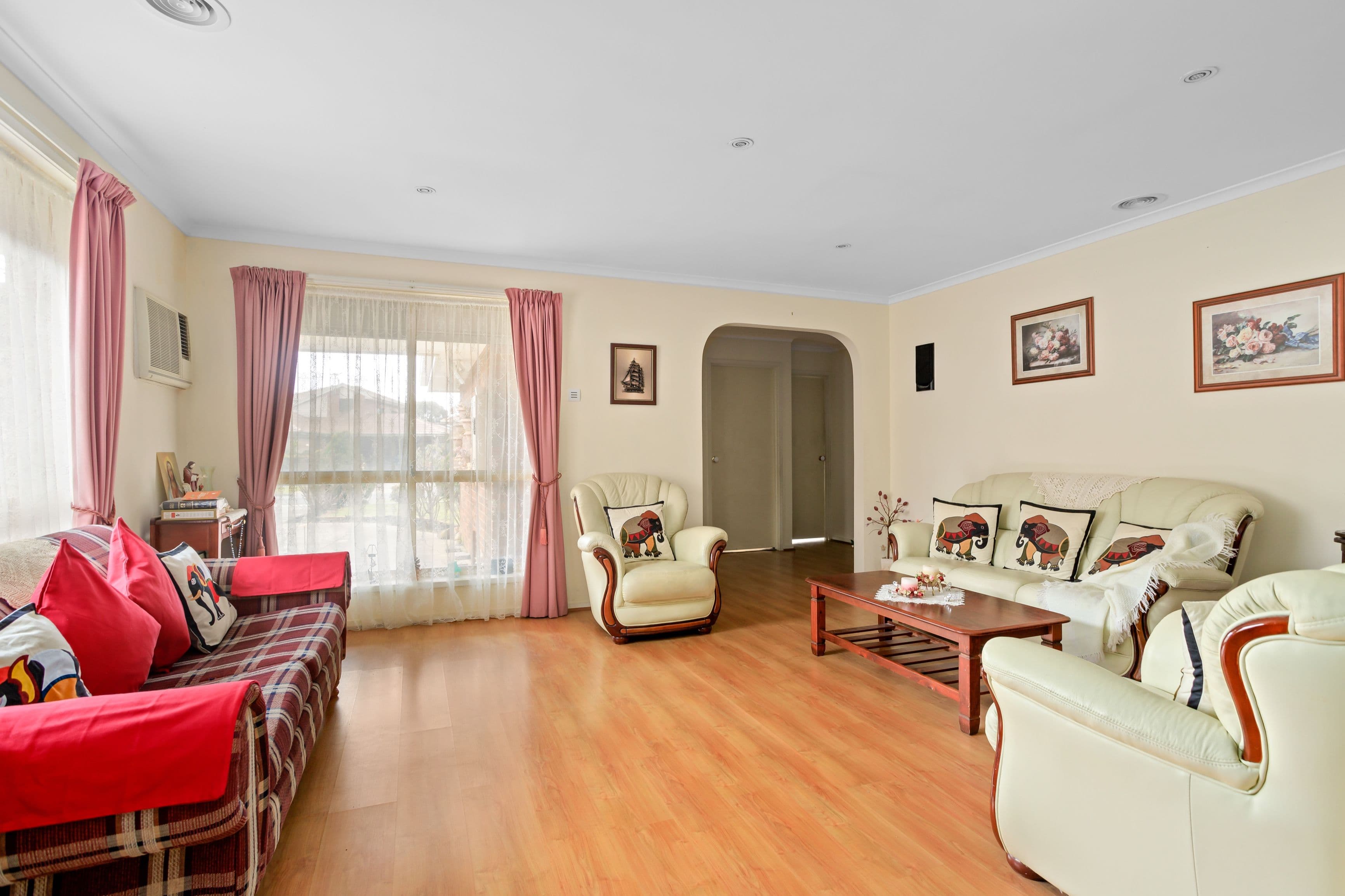 34 Maybury Drive, Mill Park VIC 3082, Mill Park - Thumbnail 4
