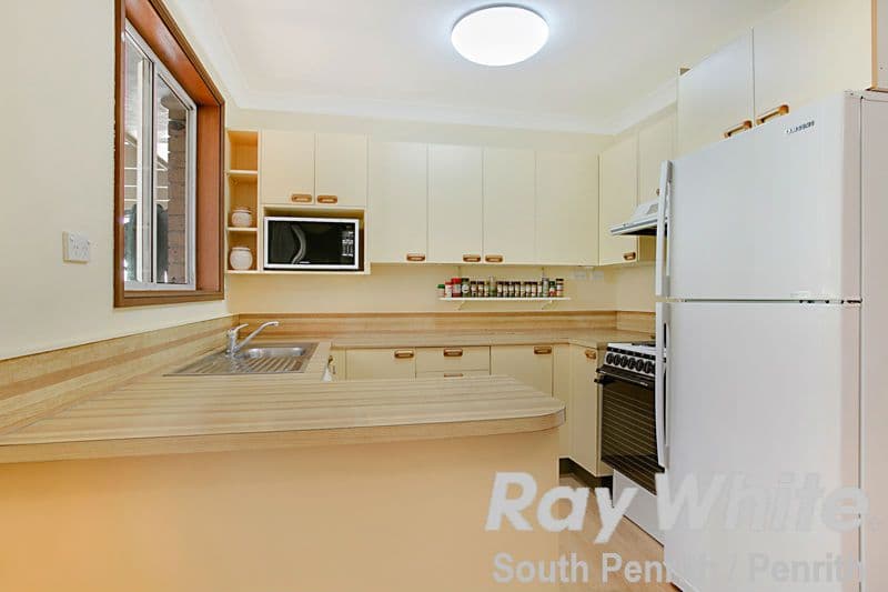 22 Pelsart Avenue, Penrith - Thumbnail 3