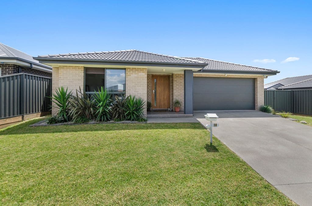 30 Flemmings Crescent, Horsley - Thumbnail 2