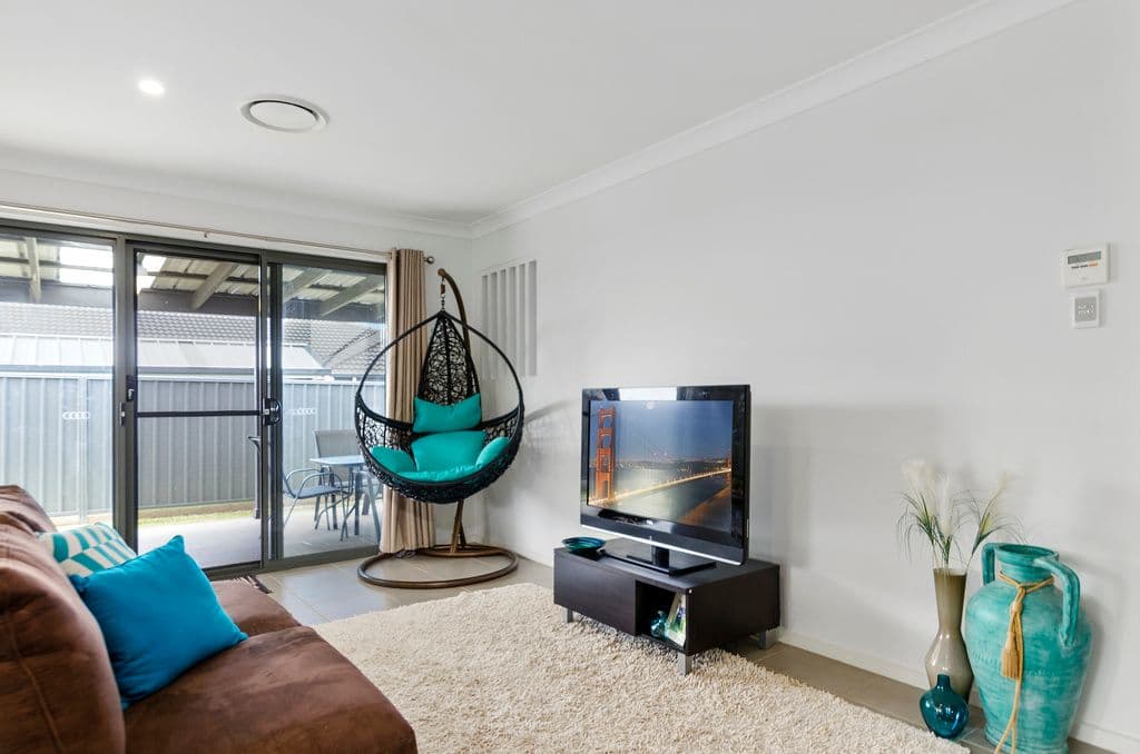 30 Flemmings Crescent, Horsley - Thumbnail 3