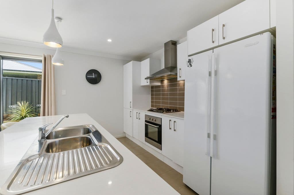 30 Flemmings Crescent, Horsley - Thumbnail 4