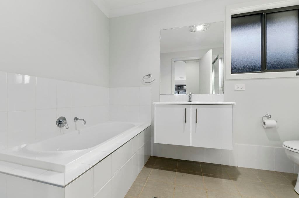 30 Flemmings Crescent, Horsley - Thumbnail 6