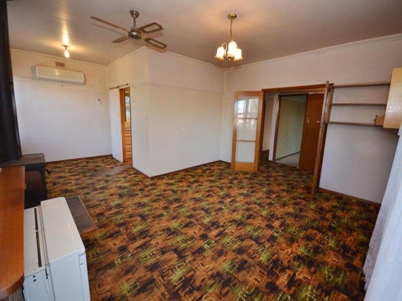 416 Pleasant Street, NEWINGTON VIC 3350, Newington - Thumbnail 2