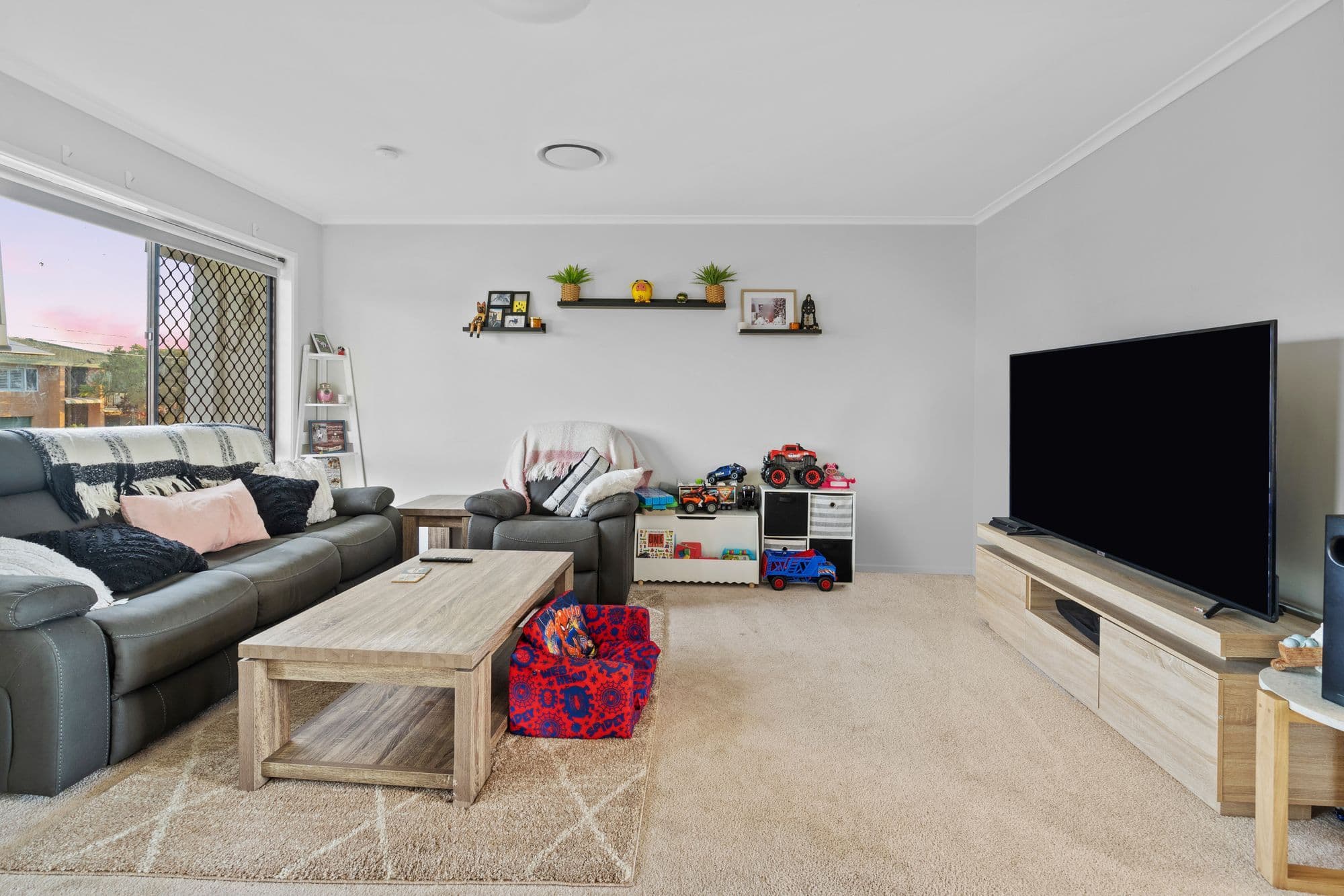 10 Tandara Street, Rochedale South QLD 4123, Rochedale South - Thumbnail 4