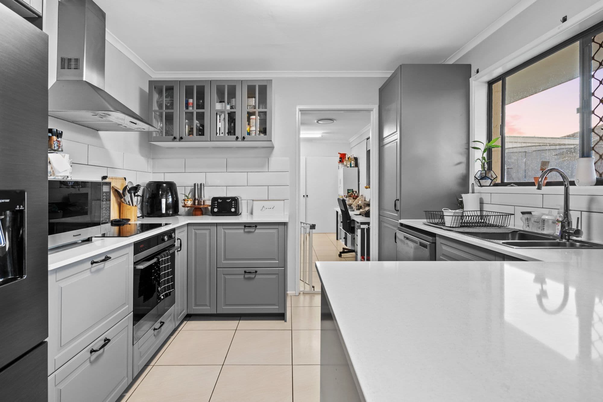 10 Tandara Street, Rochedale South QLD 4123, Rochedale South - Thumbnail 5