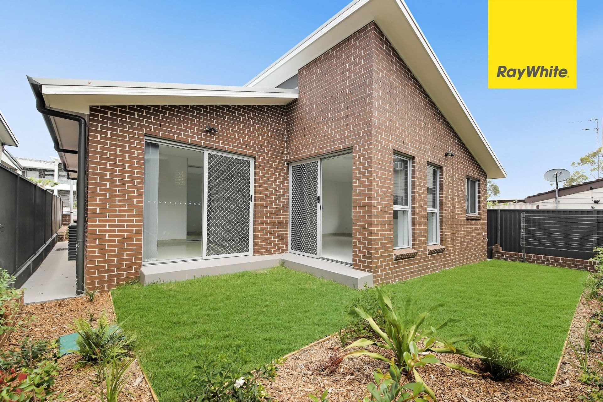 23 Allison Road, Guildford - Thumbnail 7