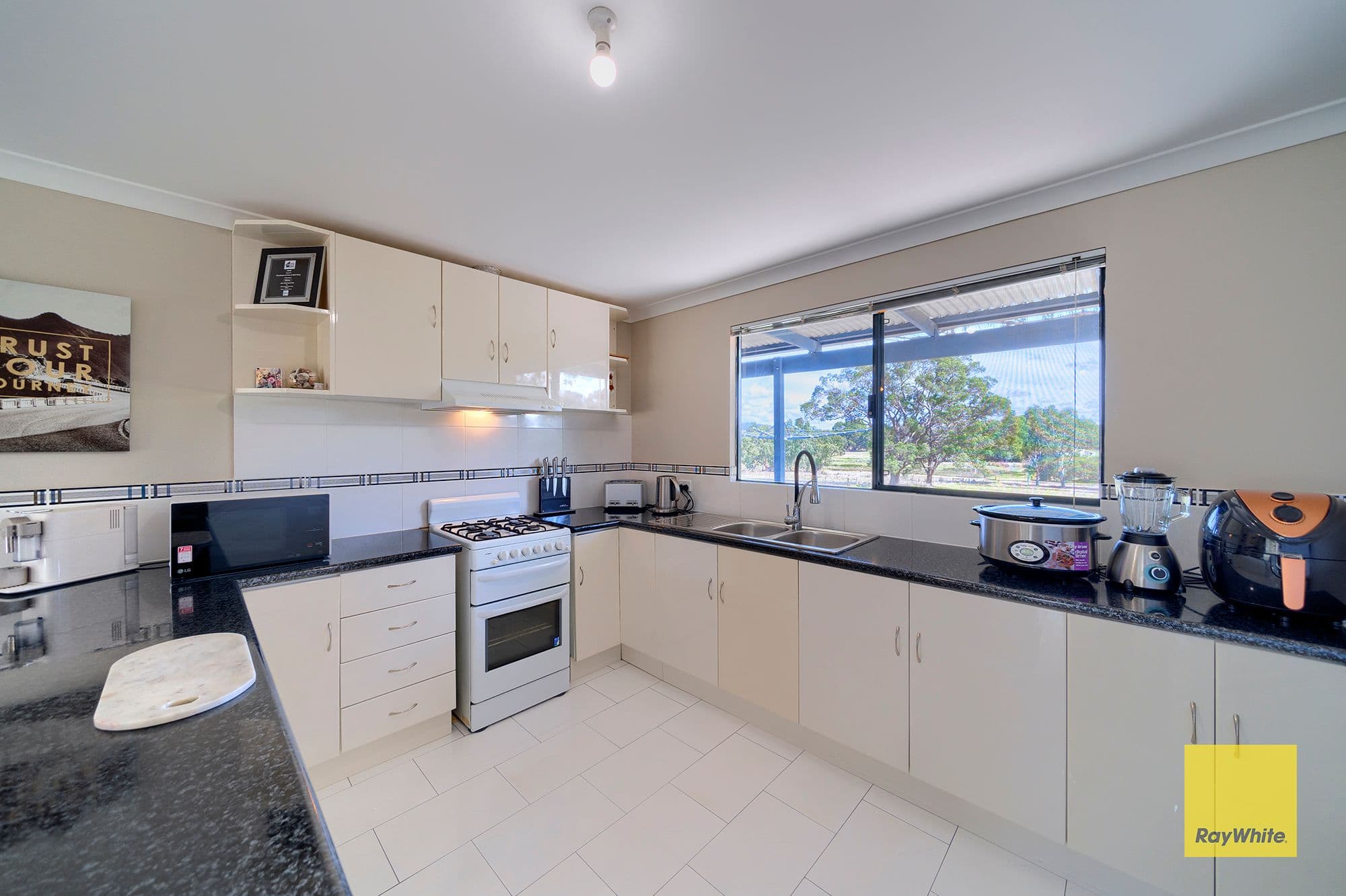 91 Sounness Street, Mount Barker WA 6324, Mount Barker - Thumbnail 5