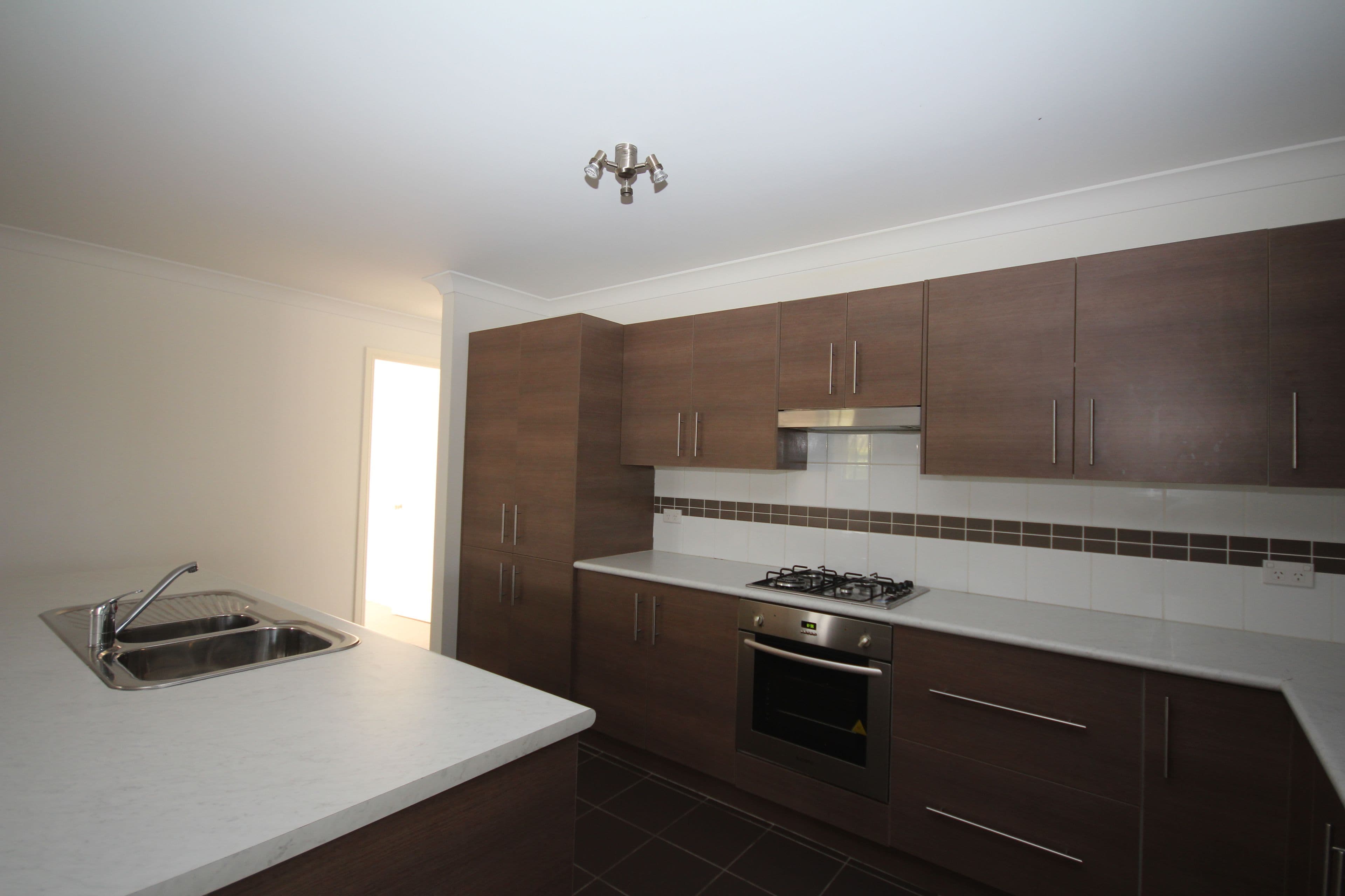136 Curtis Street, Oberon - Thumbnail 4