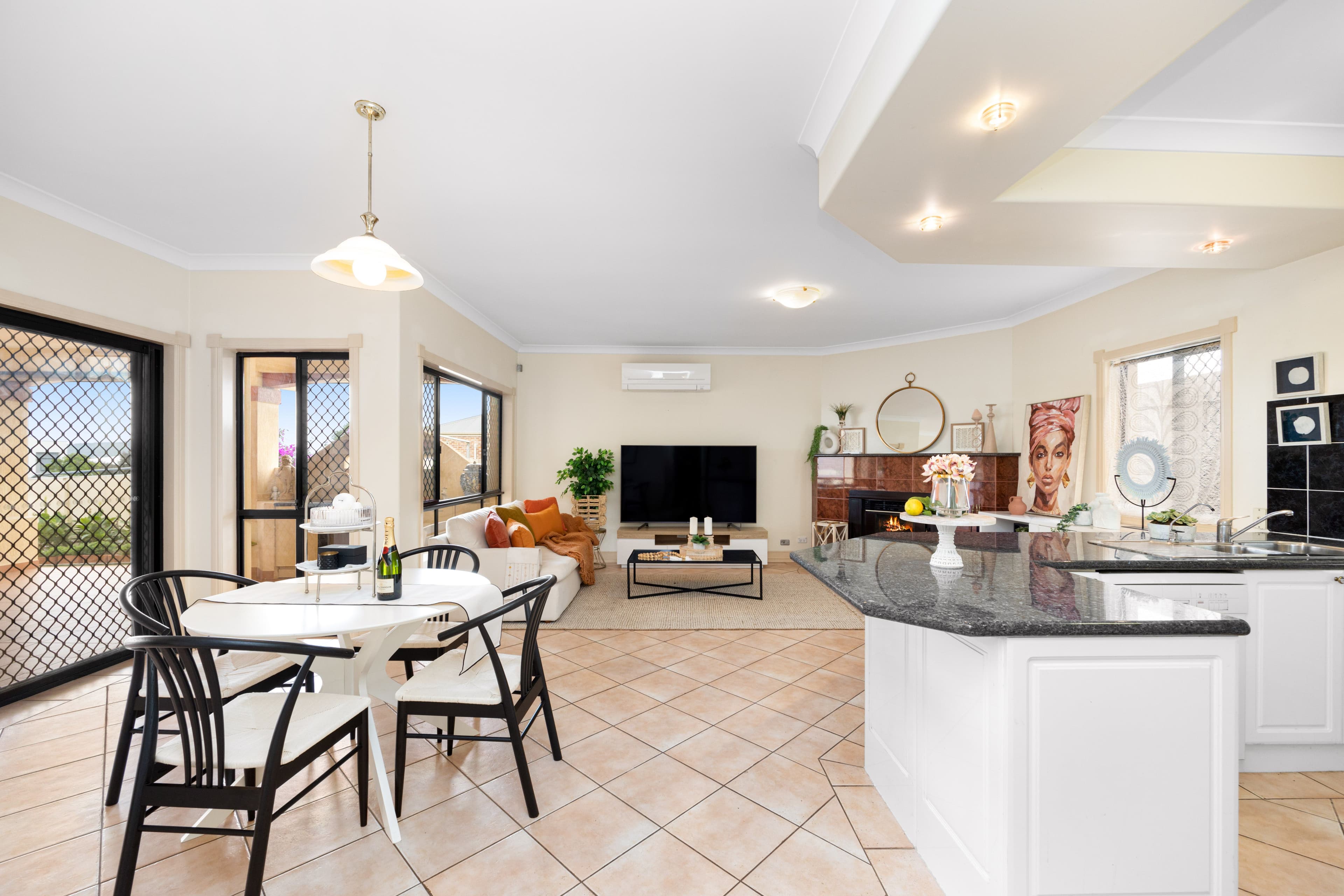 47 Clearmount Crescent, Carindale QLD 4152, Carindale - Thumbnail 6