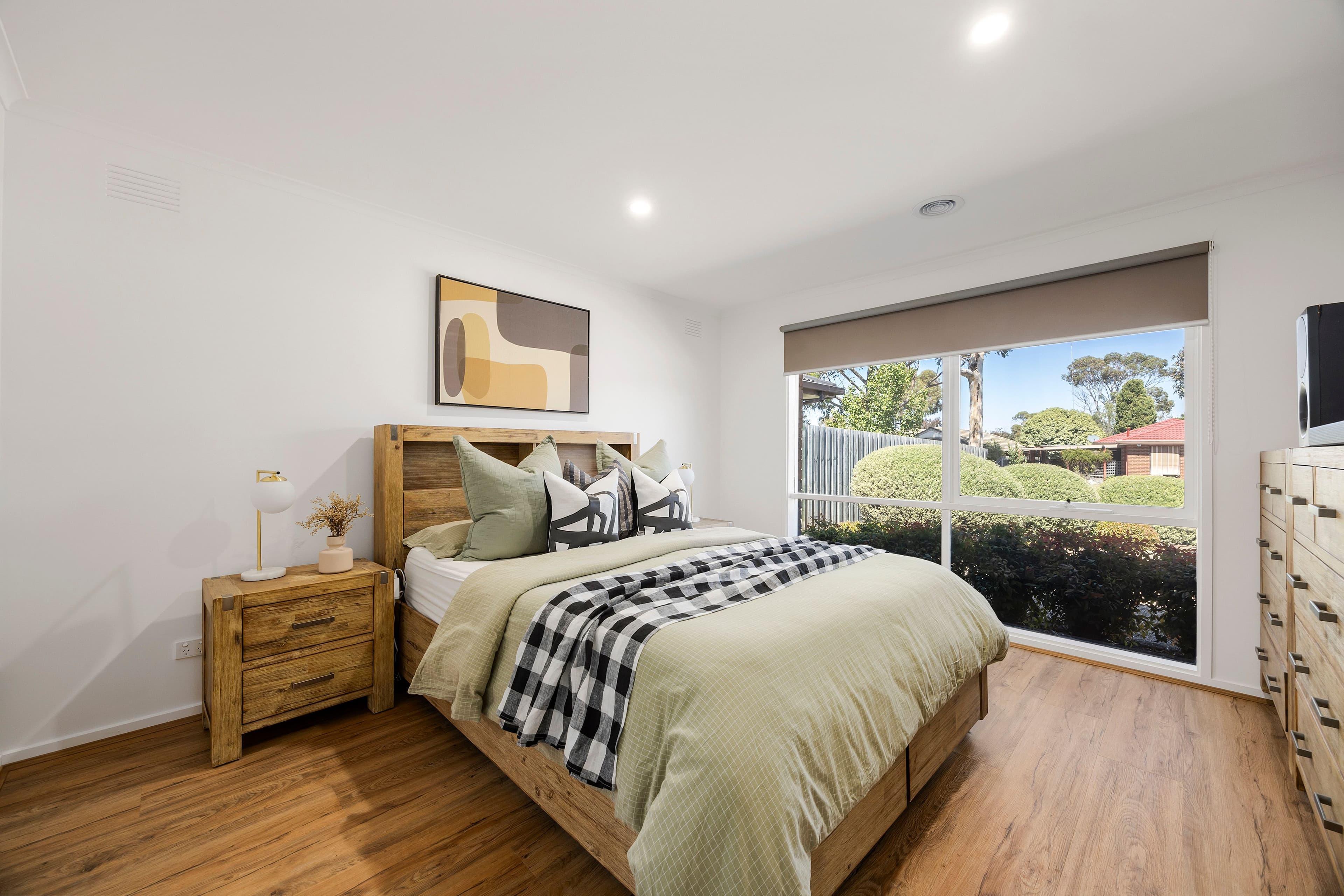 50 Mcewen Drive, Sunbury VIC 3429, Sunbury - Thumbnail 8
