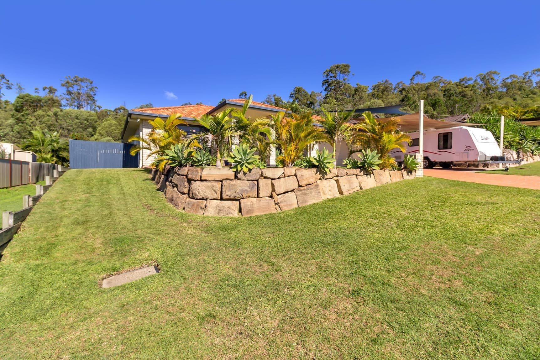 37 Carter Street, Pacific Pines QLD 4211, Pacific Pines - Thumbnail 2