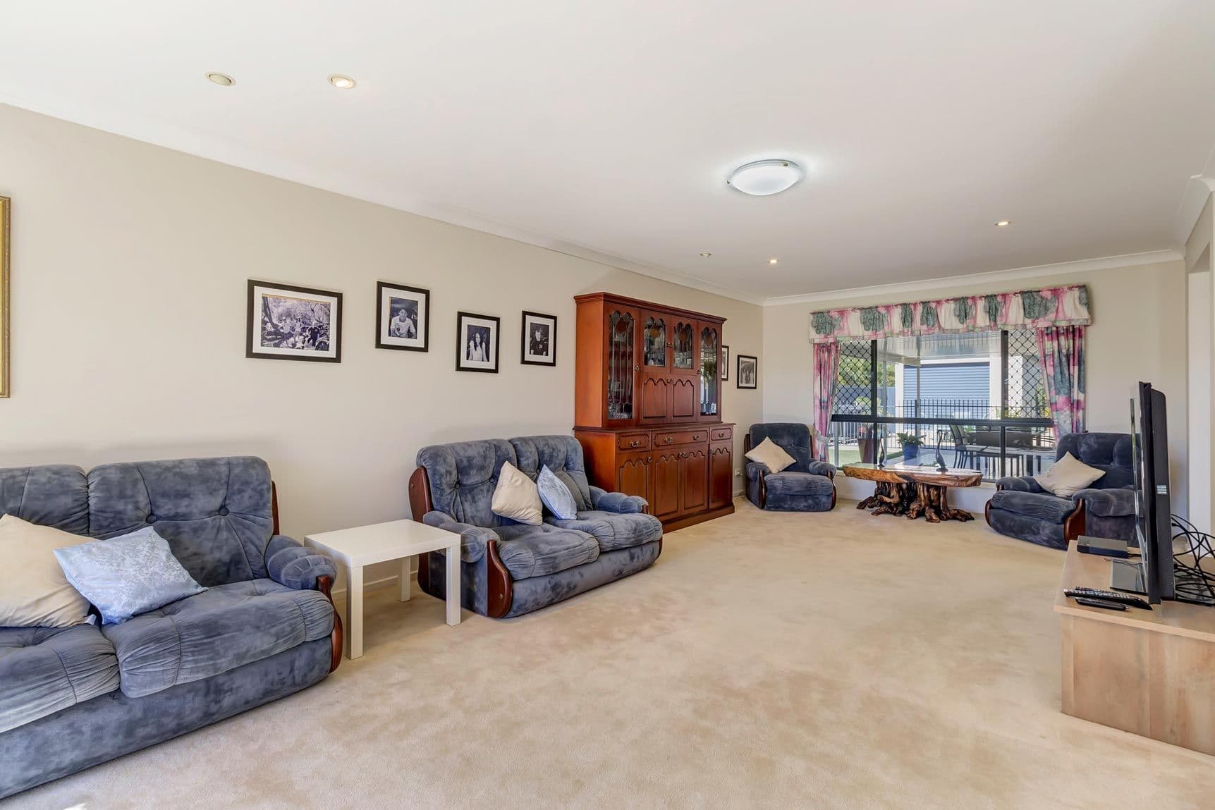 37 Carter Street, Pacific Pines QLD 4211, Pacific Pines - Thumbnail 8