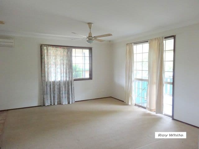 4 Leonie Street, DECEPTION BAY QLD 4508, Deception Bay - Thumbnail 3