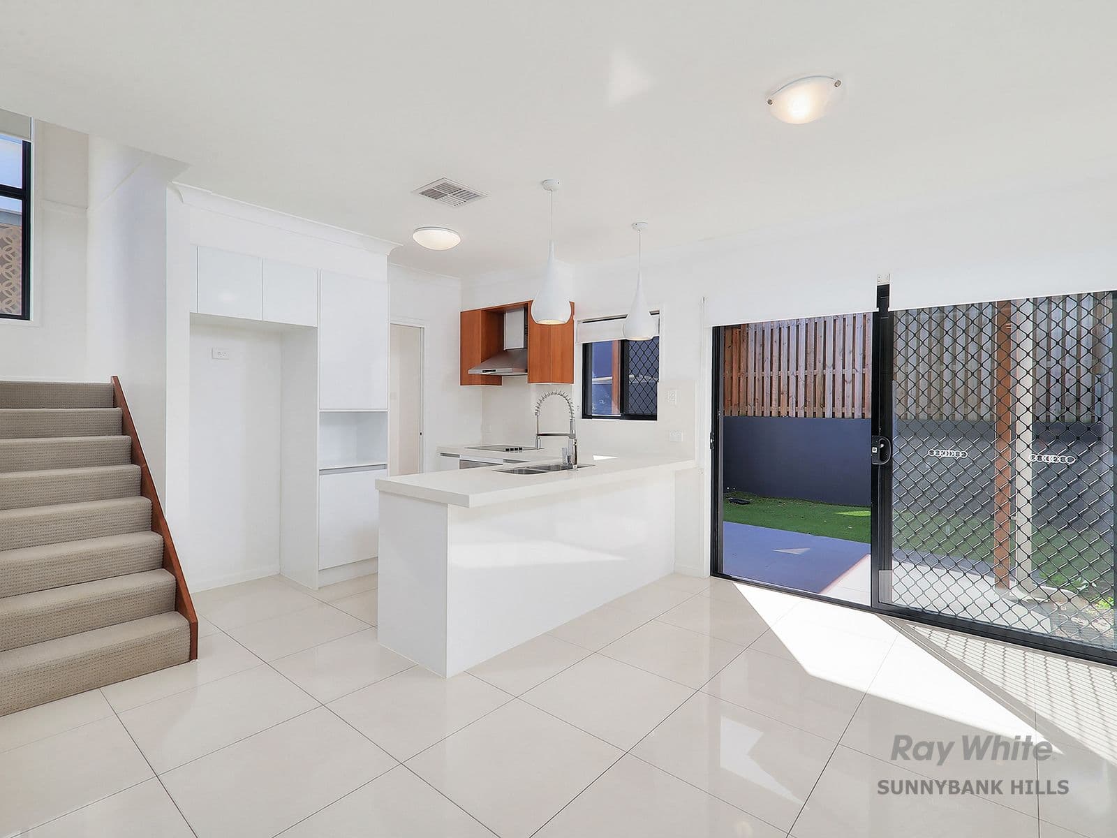 156 Padstow Road, Eight Mile Plains QLD 4113, Eight Mile Plains - Thumbnail 2