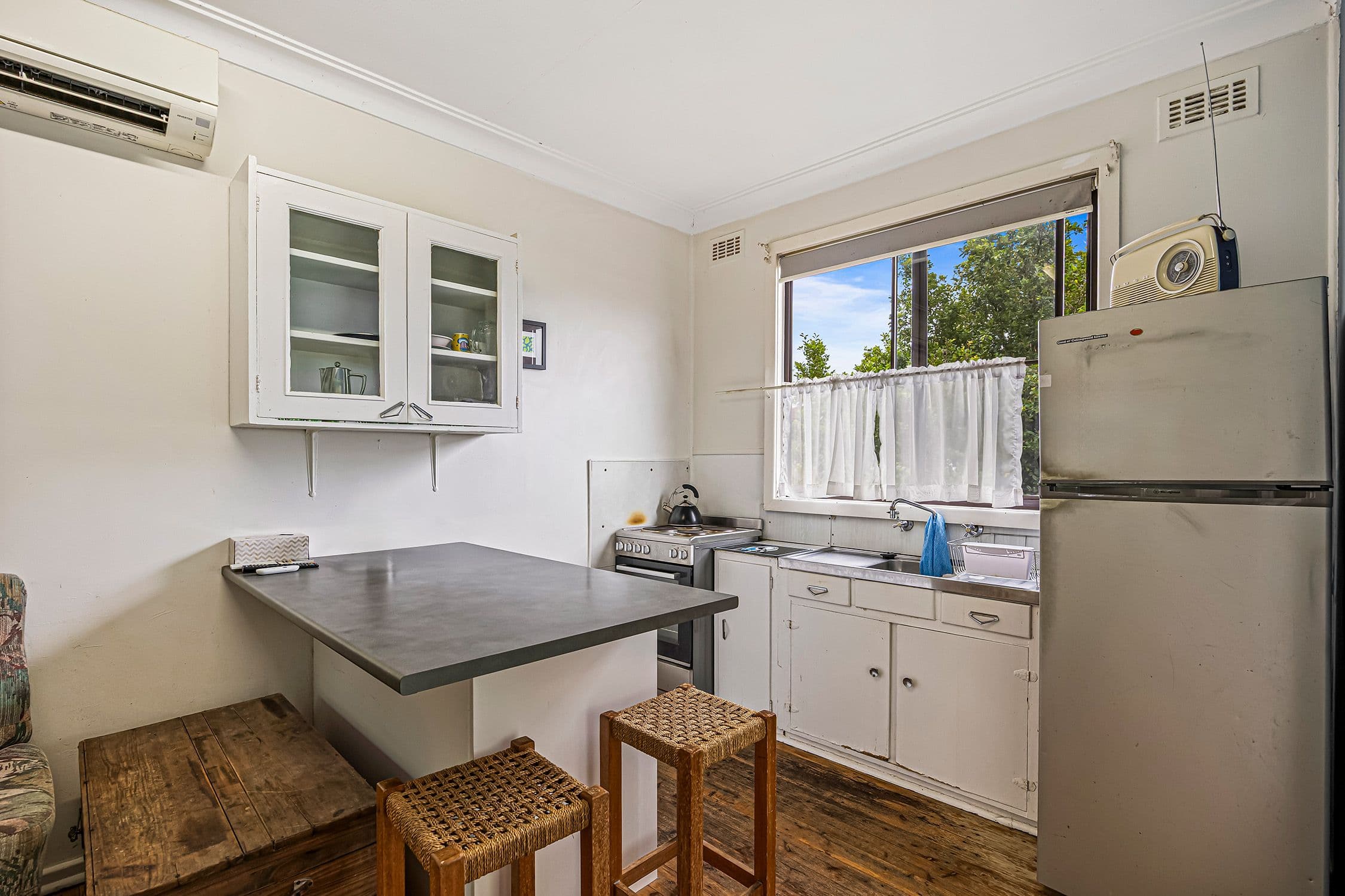10 Croudace Road, Tingira Heights NSW 2290, Tingira Heights - Thumbnail 3