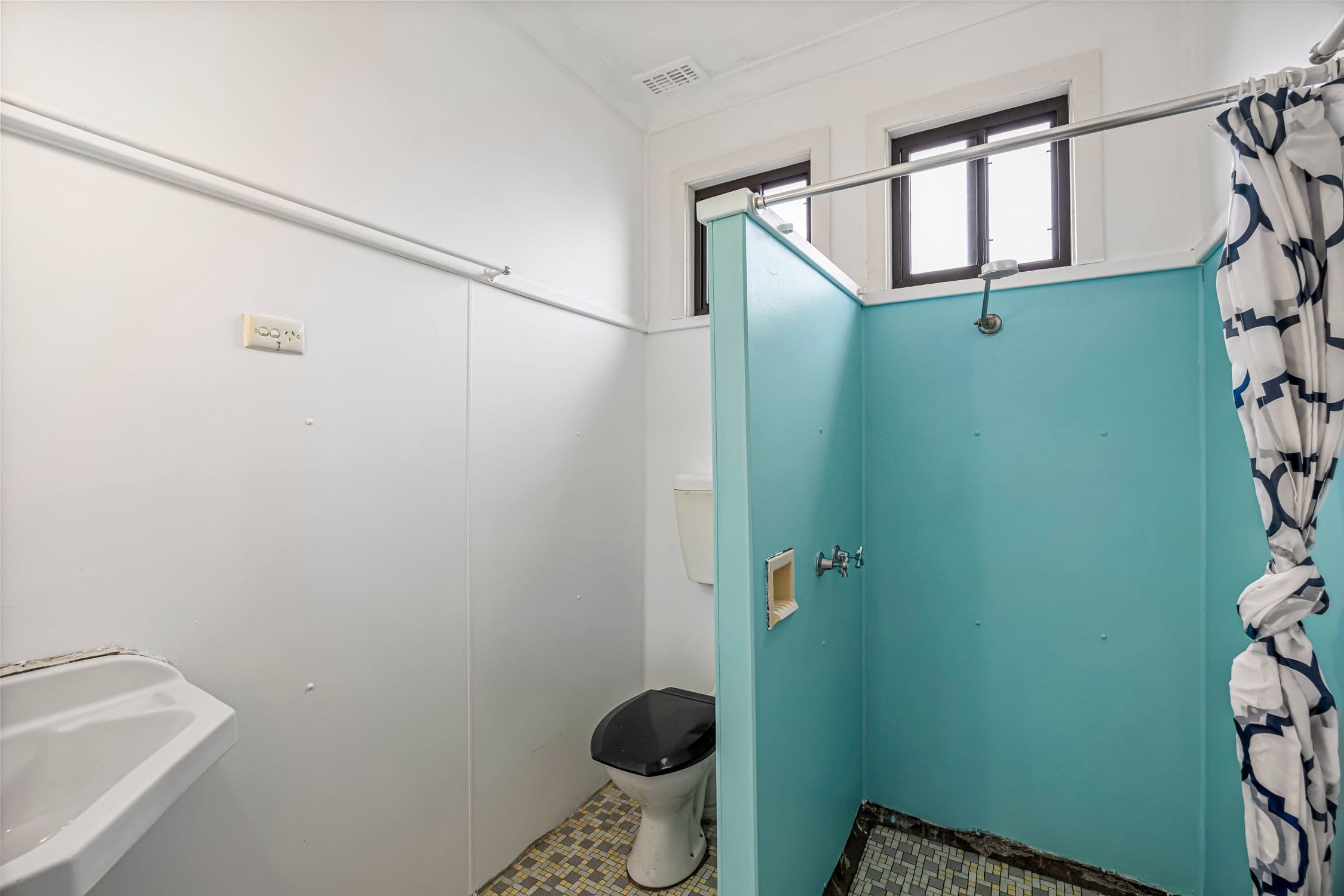 10 Croudace Road, Tingira Heights NSW 2290, Tingira Heights - Thumbnail 7