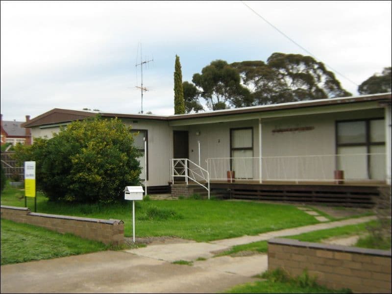 2 Smith Street, ST ARNAUD VIC 3478, St Arnaud - Thumbnail 5