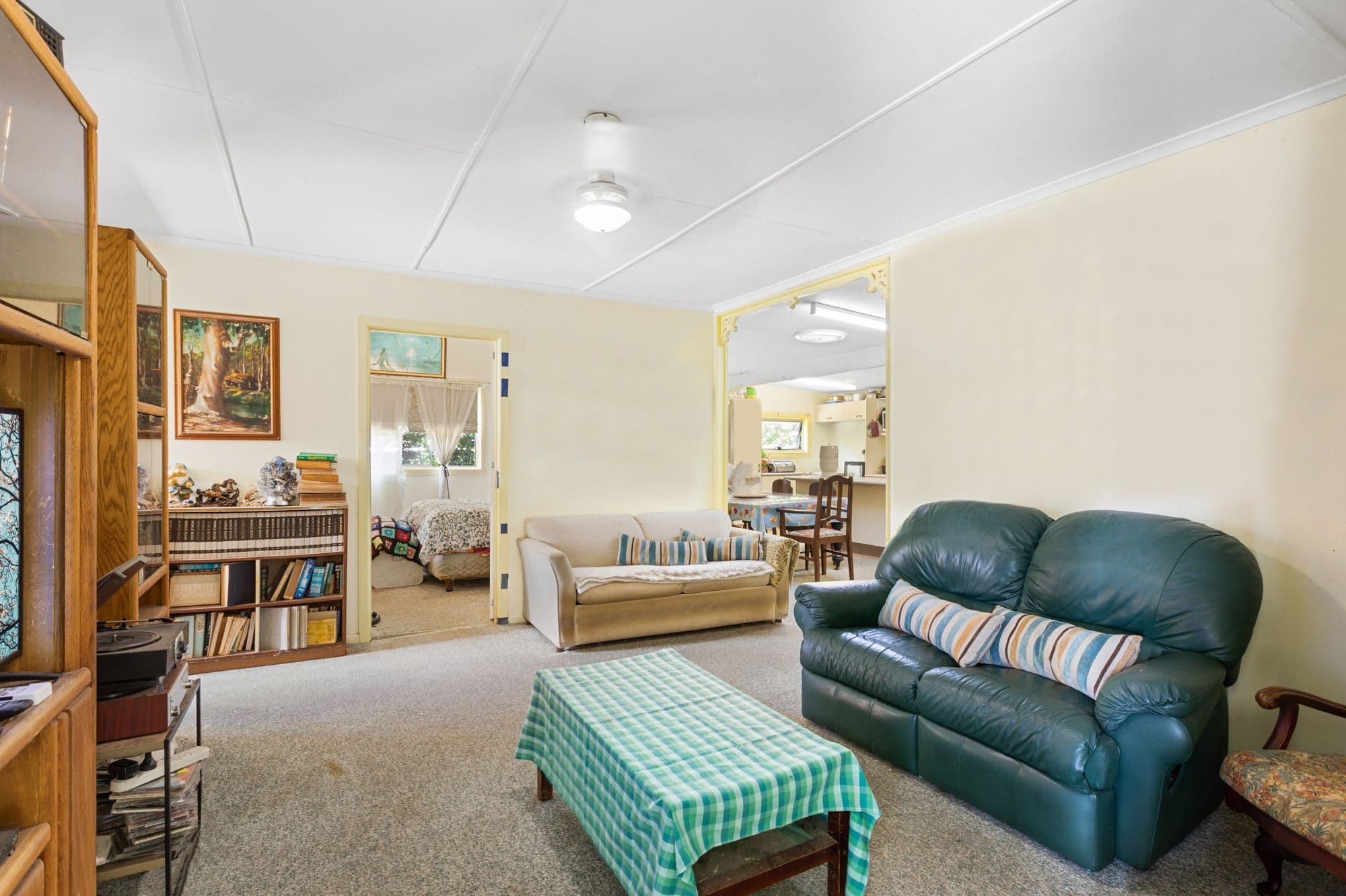 4 Gregory Avenue, Deception Bay QLD 4508, Deception Bay - Thumbnail 4