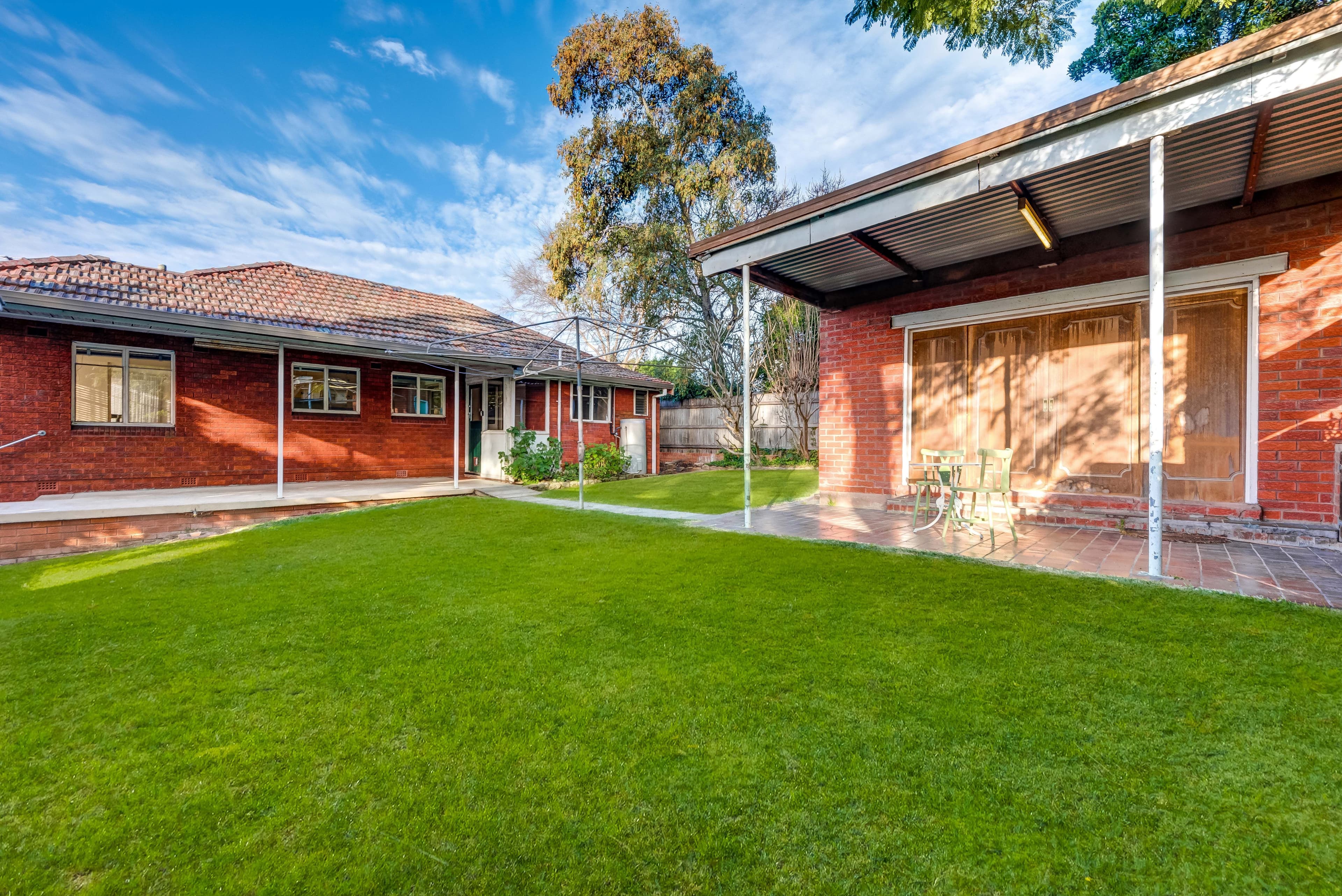 2 Venus Street, Gladesville - Thumbnail 2