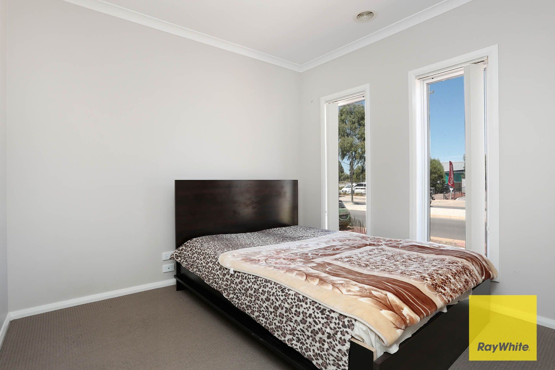58E Tom Roberts Parade, Point Cook VIC 3030, Point Cook - Thumbnail 6