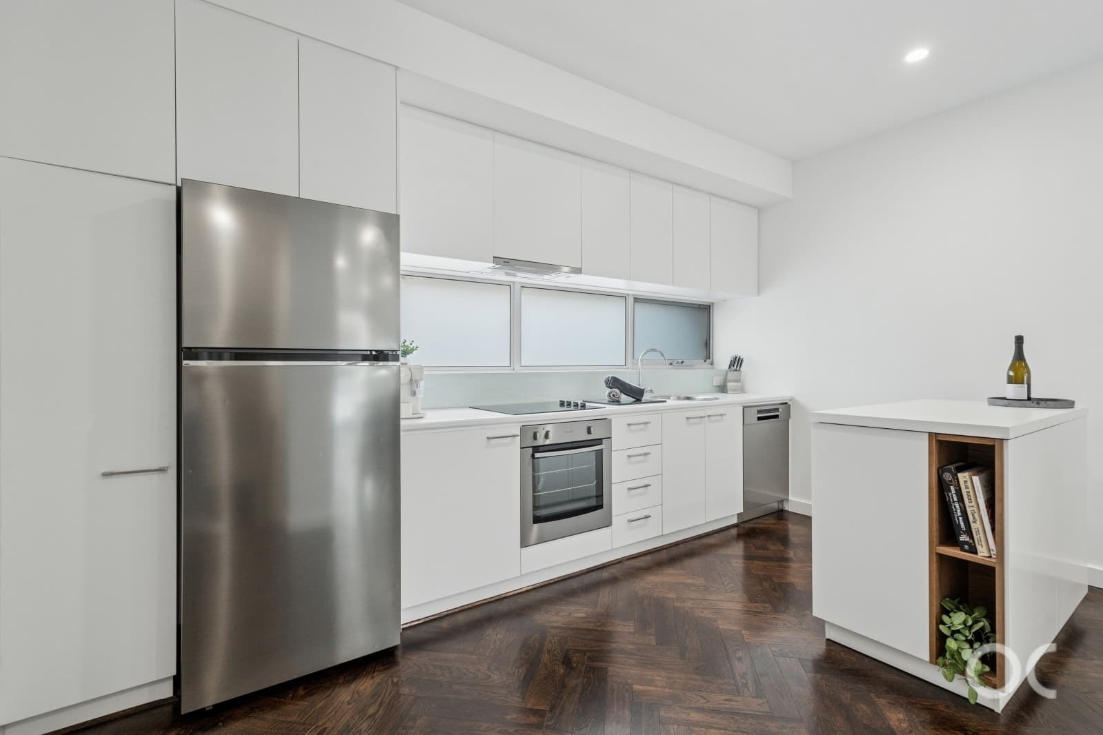 11 Sydney Place, Adelaide - Thumbnail 8