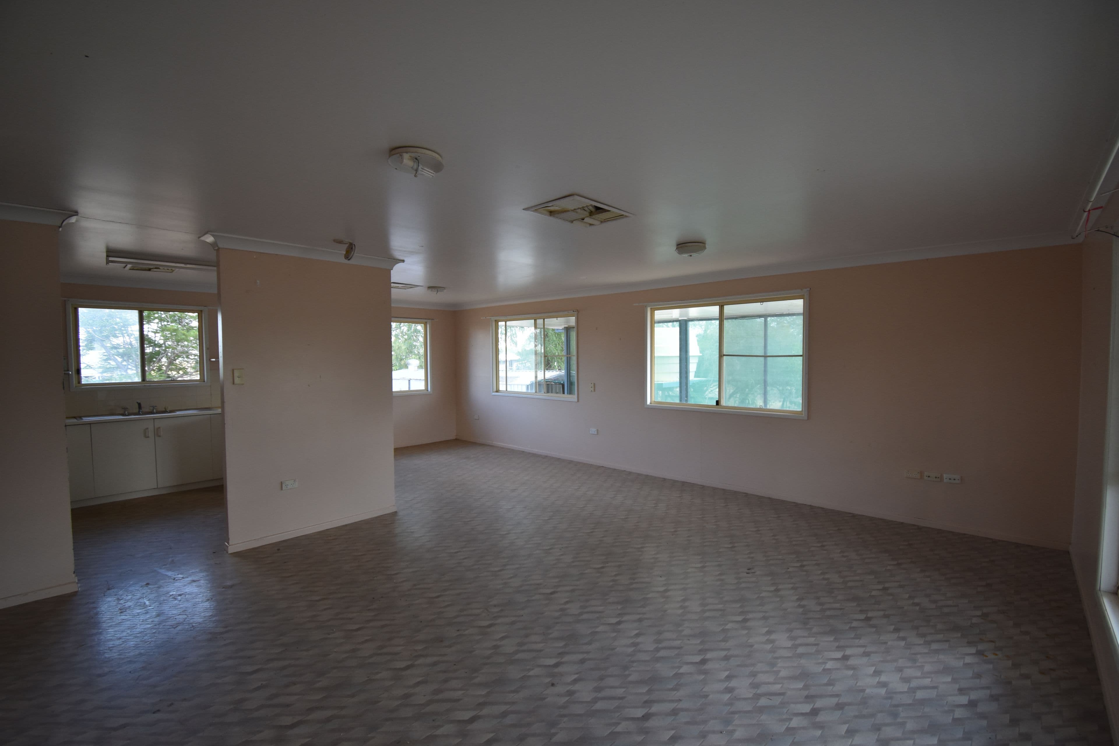 38-40 Flinders Street, Ilfracombe QLD 4727, Ilfracombe - Thumbnail 2