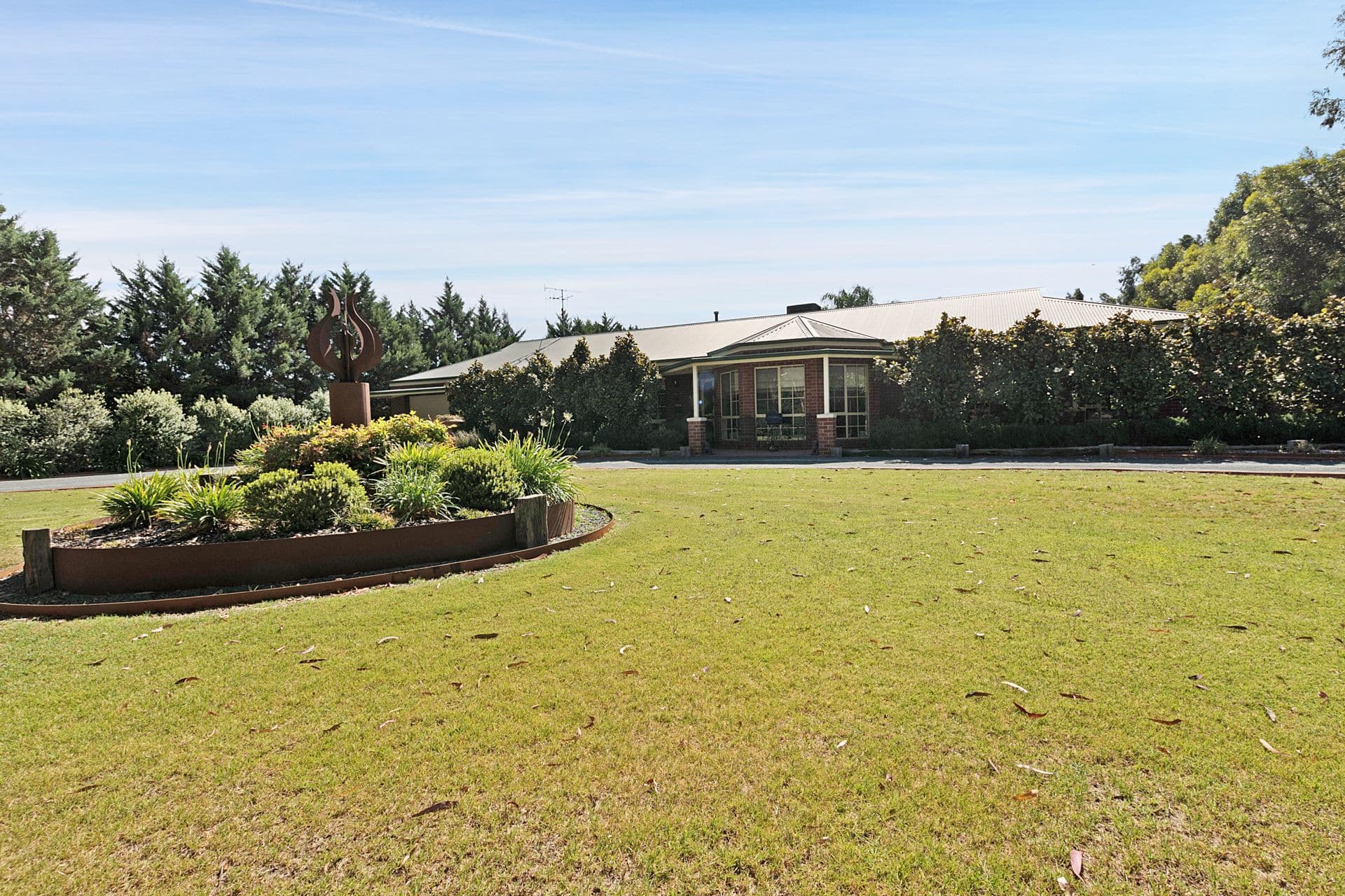 109 Schoeffel Drive, Echuca VIC 3564, Echuca - Thumbnail 2