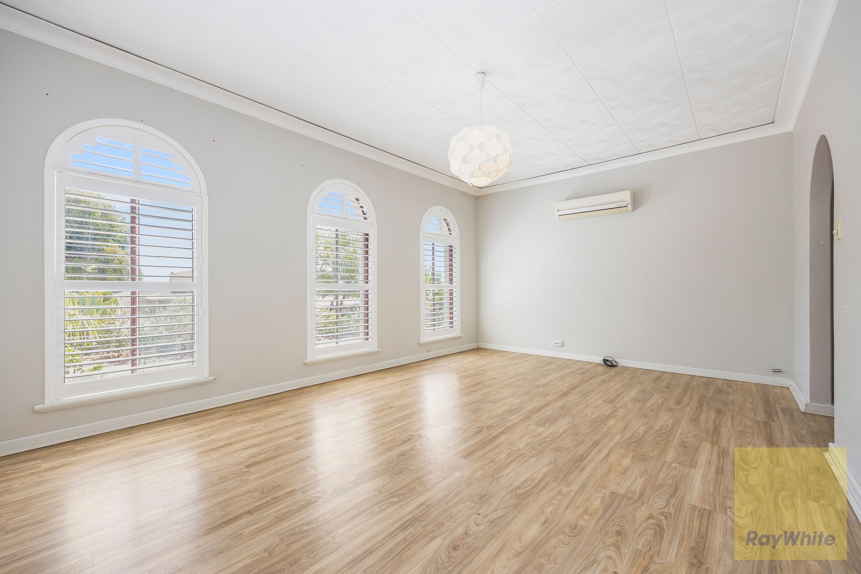 9 Scenic Drive, Maida Vale WA 6057, Maida Vale - Thumbnail 7