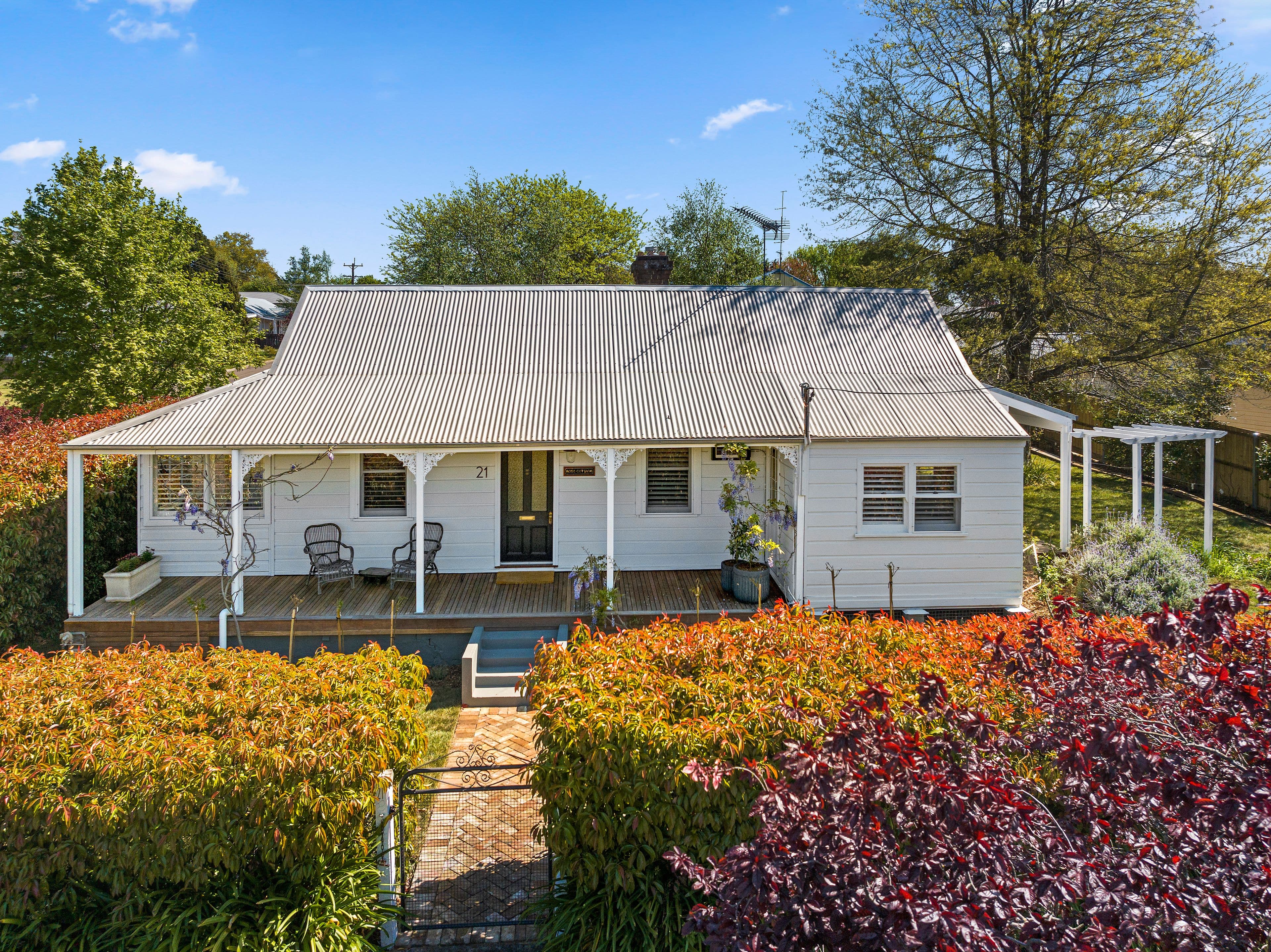 21 Lovelle Street, Moss Vale NSW 2577, Moss Vale - Image 1