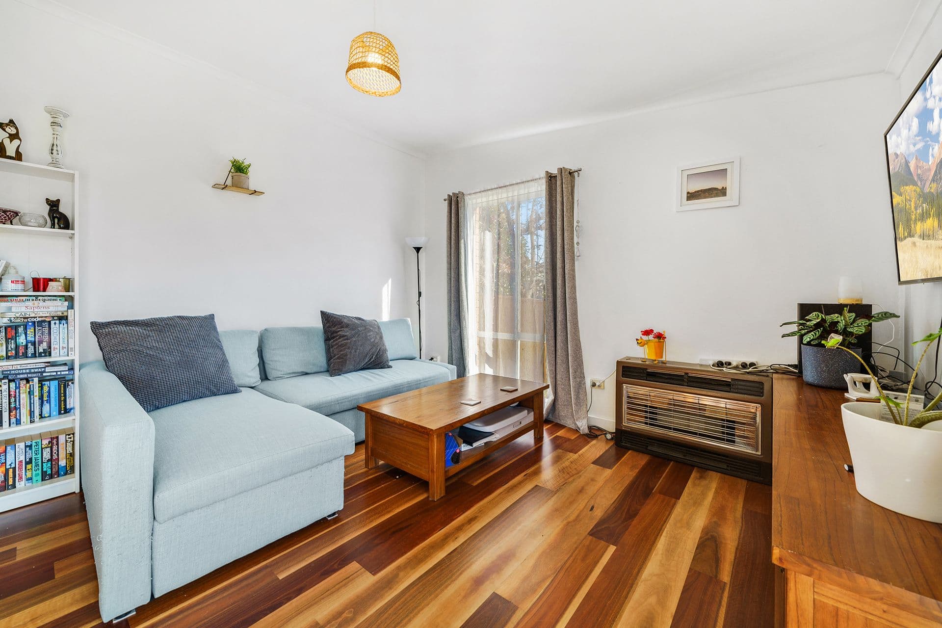 52 Emery Cresent, Karabar NSW 2620, Karabar - Thumbnail 3