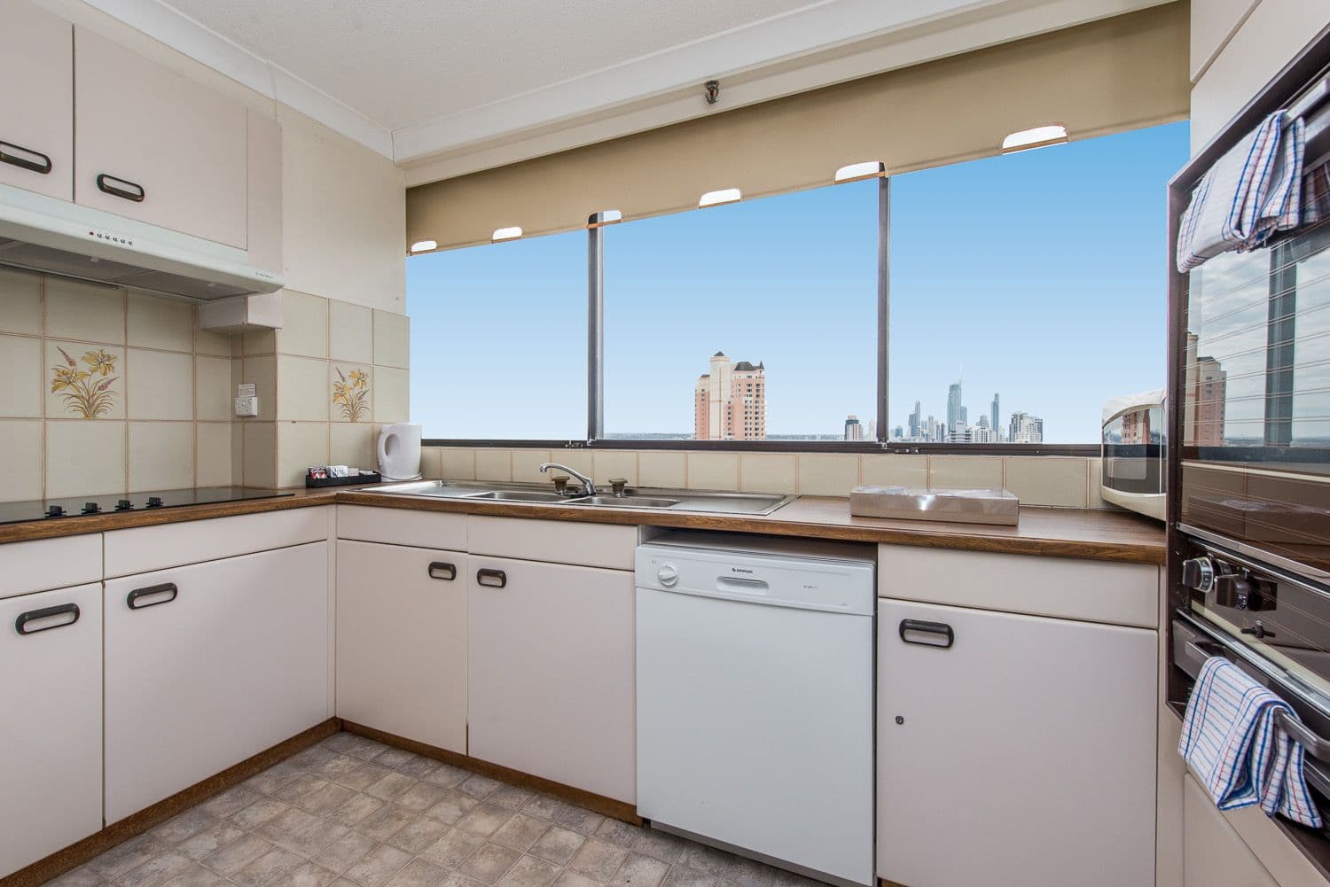 23B 'Beach Haven' 1 Albert Avenue, BROADBEACH QLD 4218, Broadbeach - Thumbnail 7