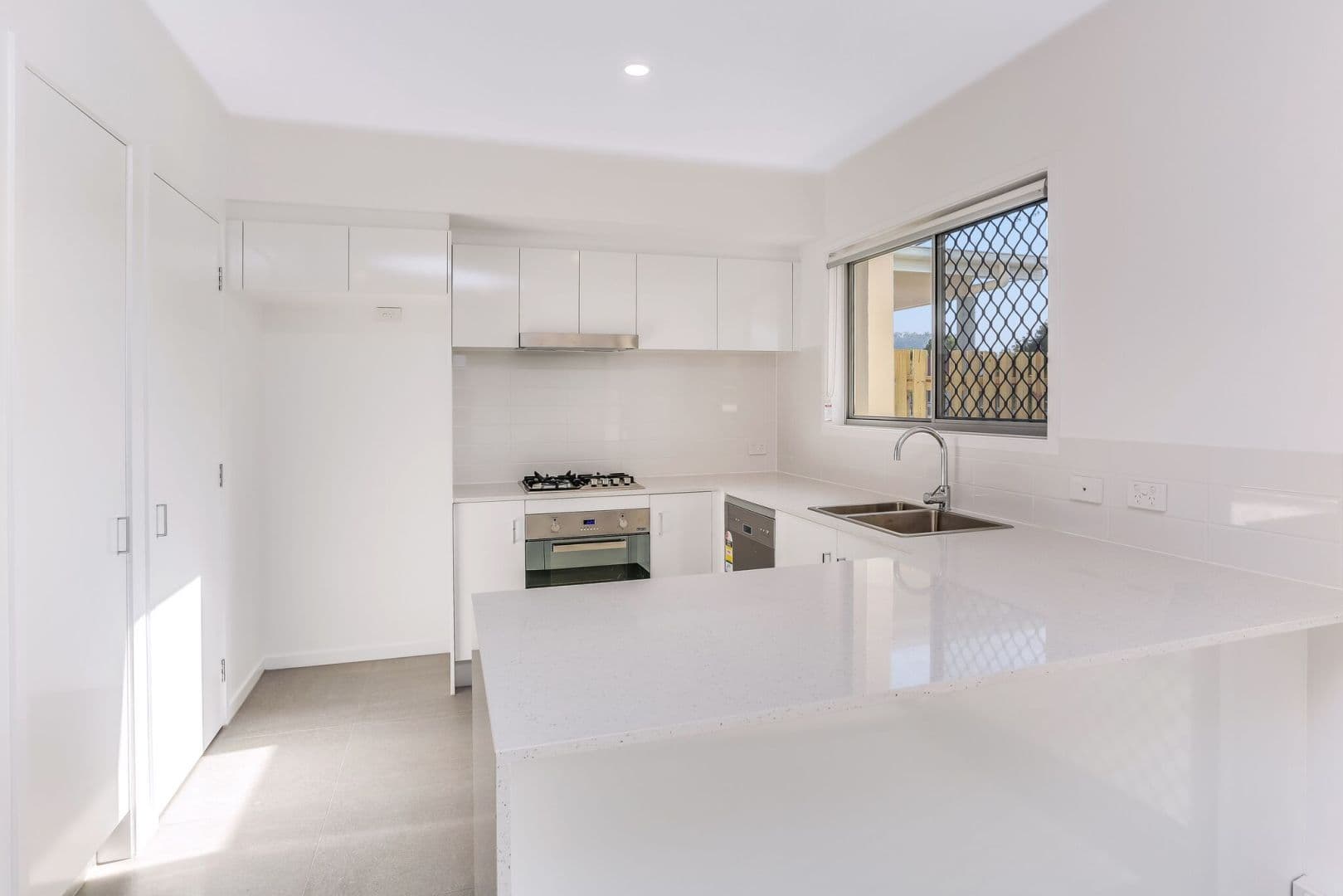 11 Rolleston Street, Keperra QLD 4054, Keperra - Thumbnail 7
